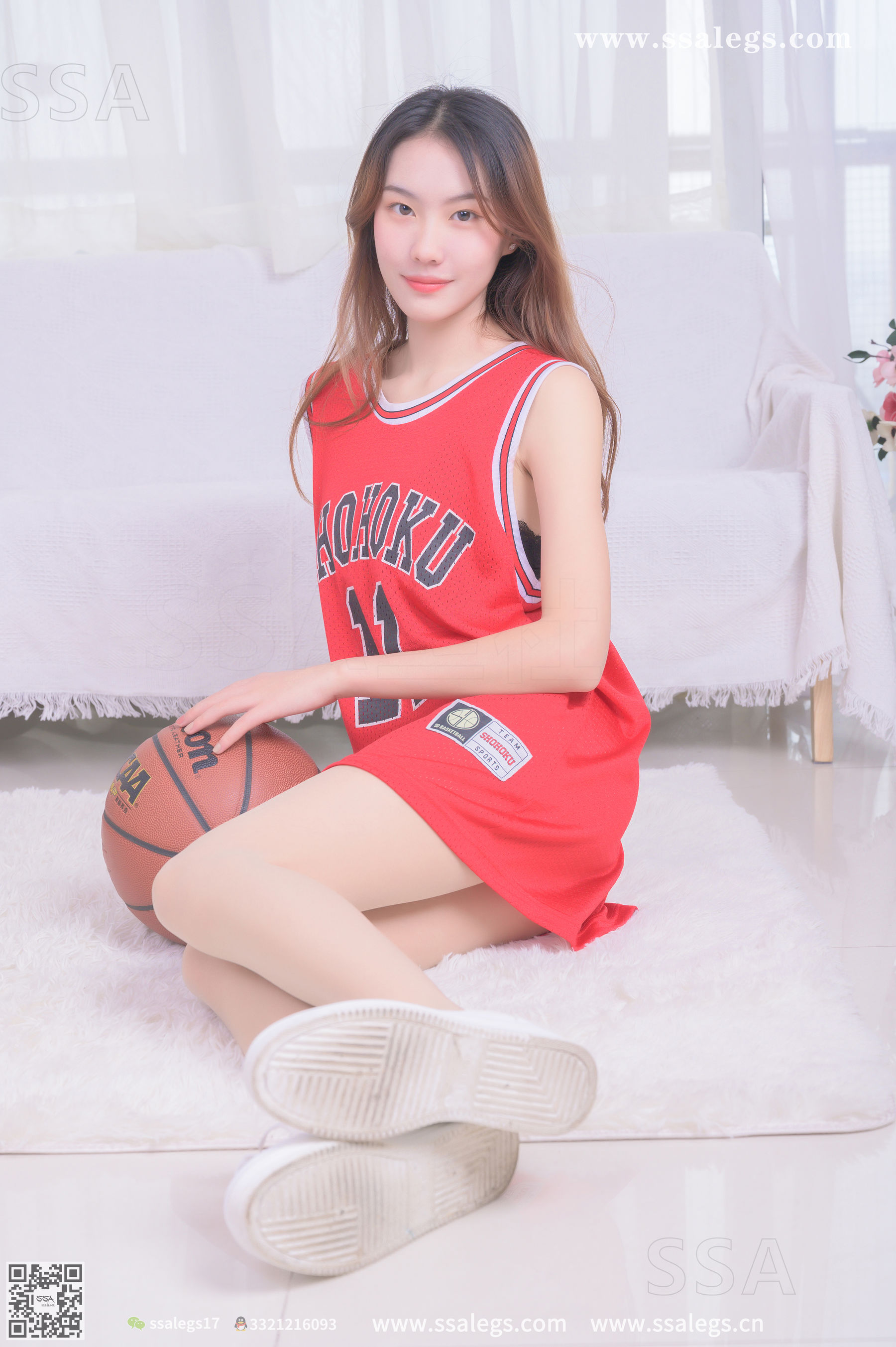 SSA Silk Club Super Clear photo NO.324 Ms. Susu Sister Su Su with a holiday at home to play basketball (top)