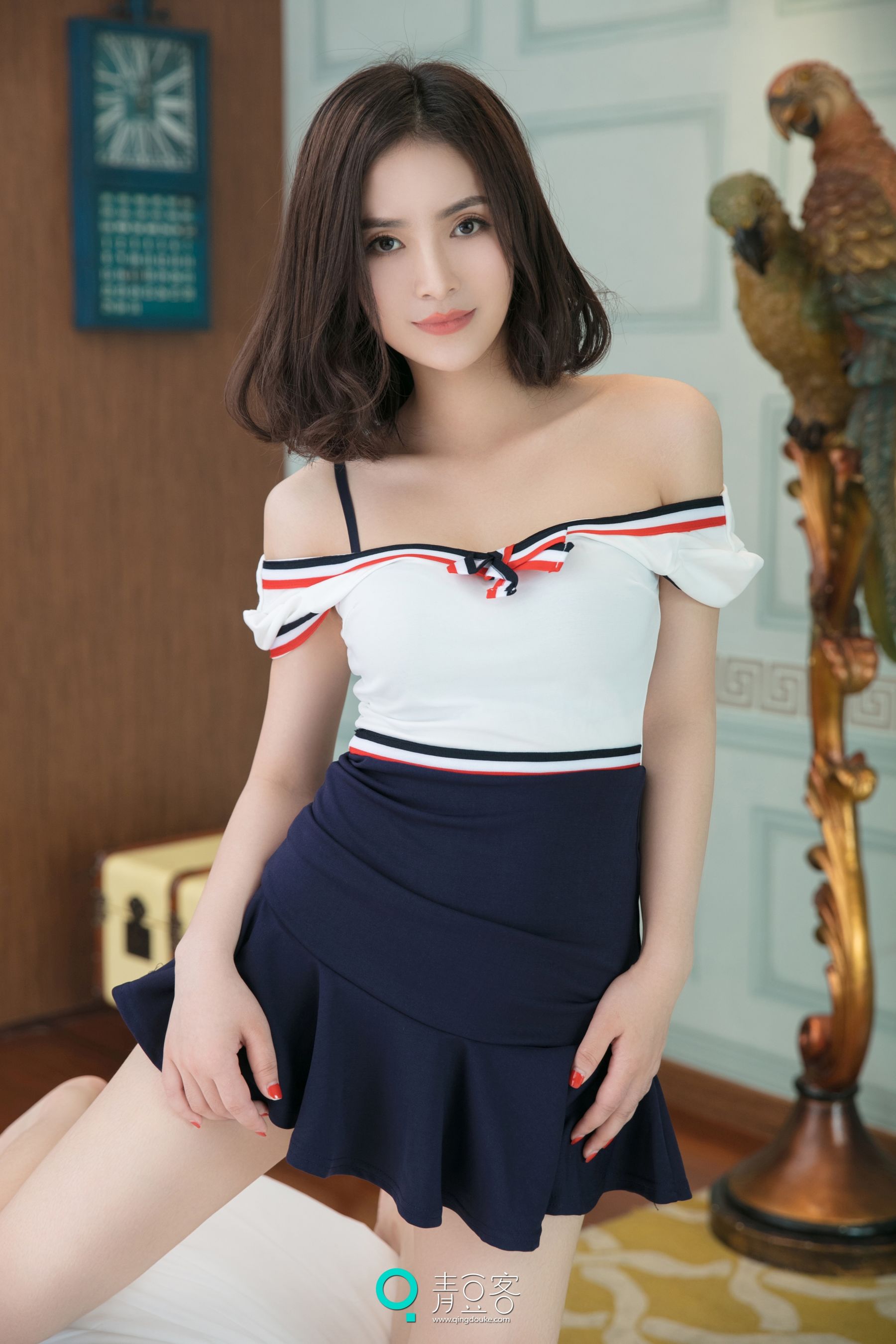 Bear Charming Short Hair Goddess Qingdouke