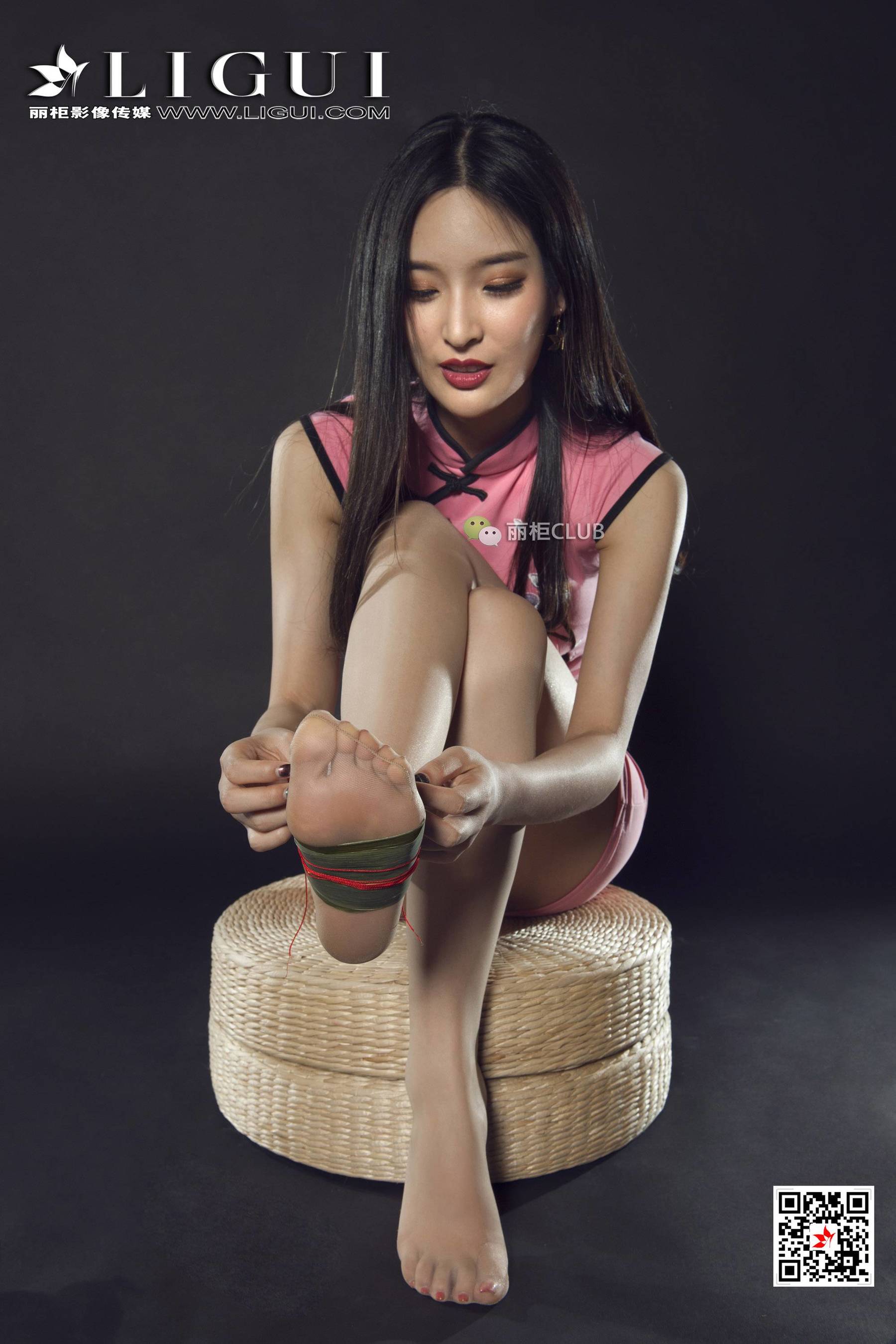 Foot mold ice cream Duanxiang Congs Wong Ligui Internet beauty