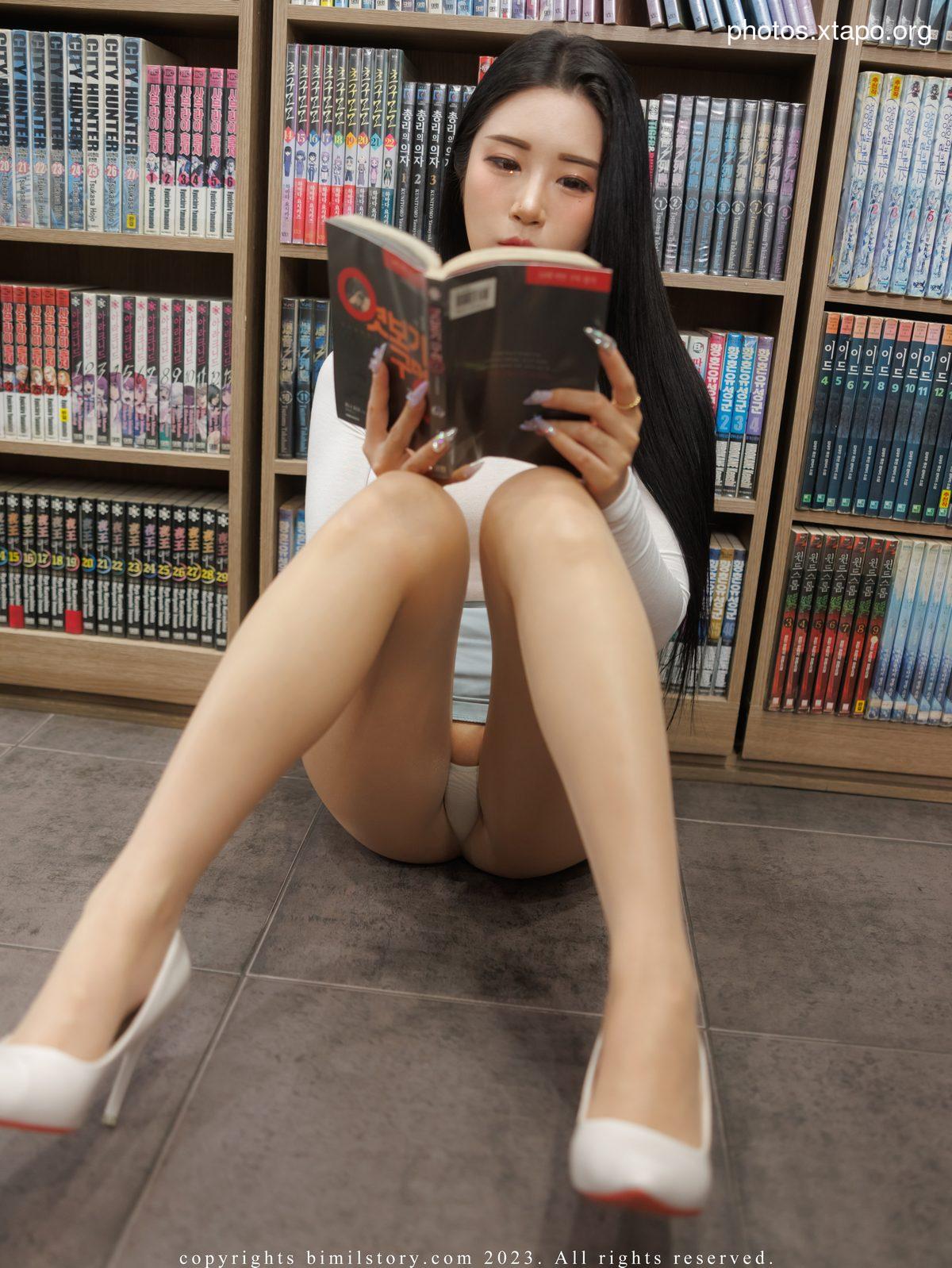 Bimilstory Bomi 보미 – Vol.38 Part-timer Girl At A Comic Book Cafe Part 1 A