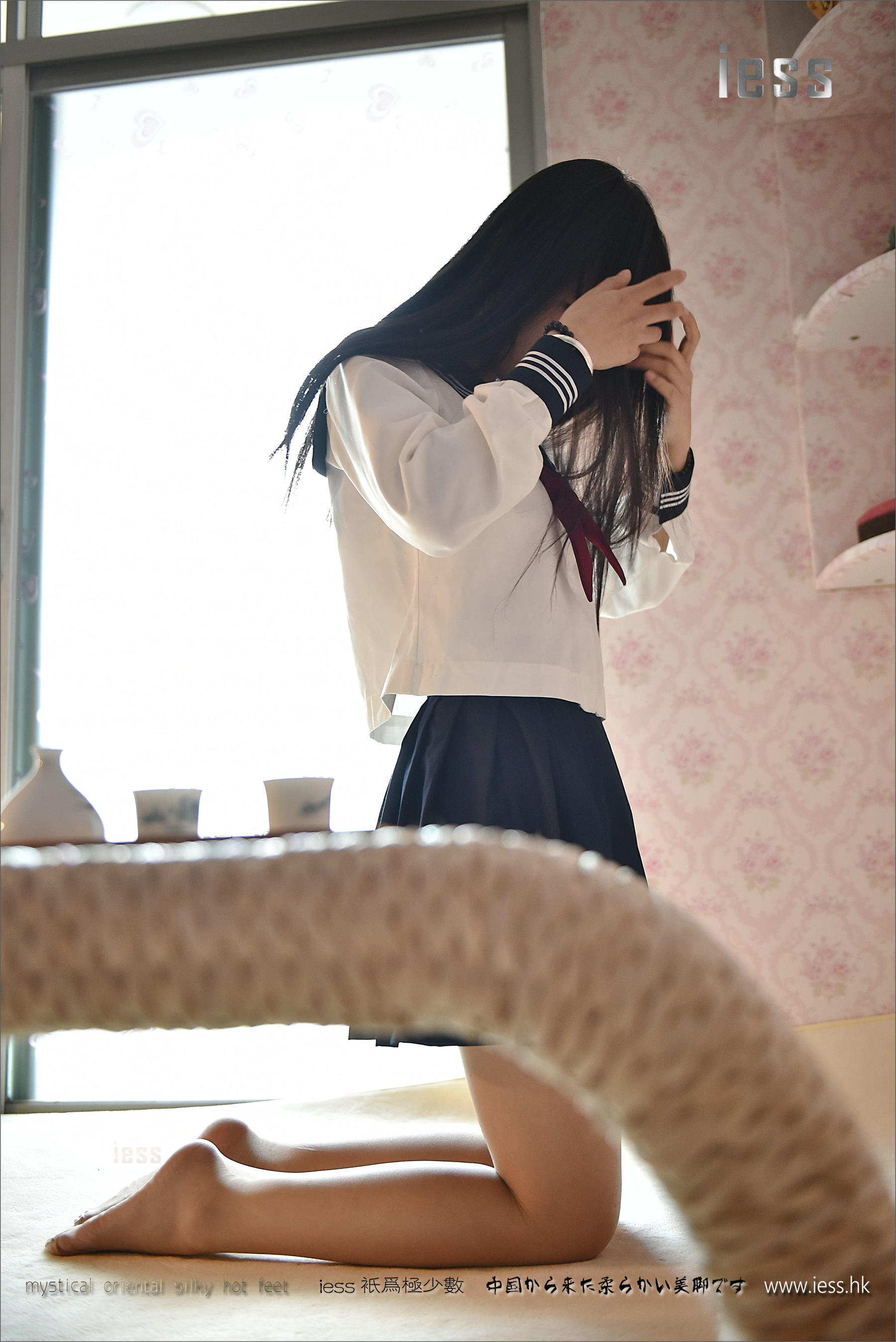 Silk Foot Bento 082 Kiki Part 2-1 of the Uniform Series-1 IESS Thoughts