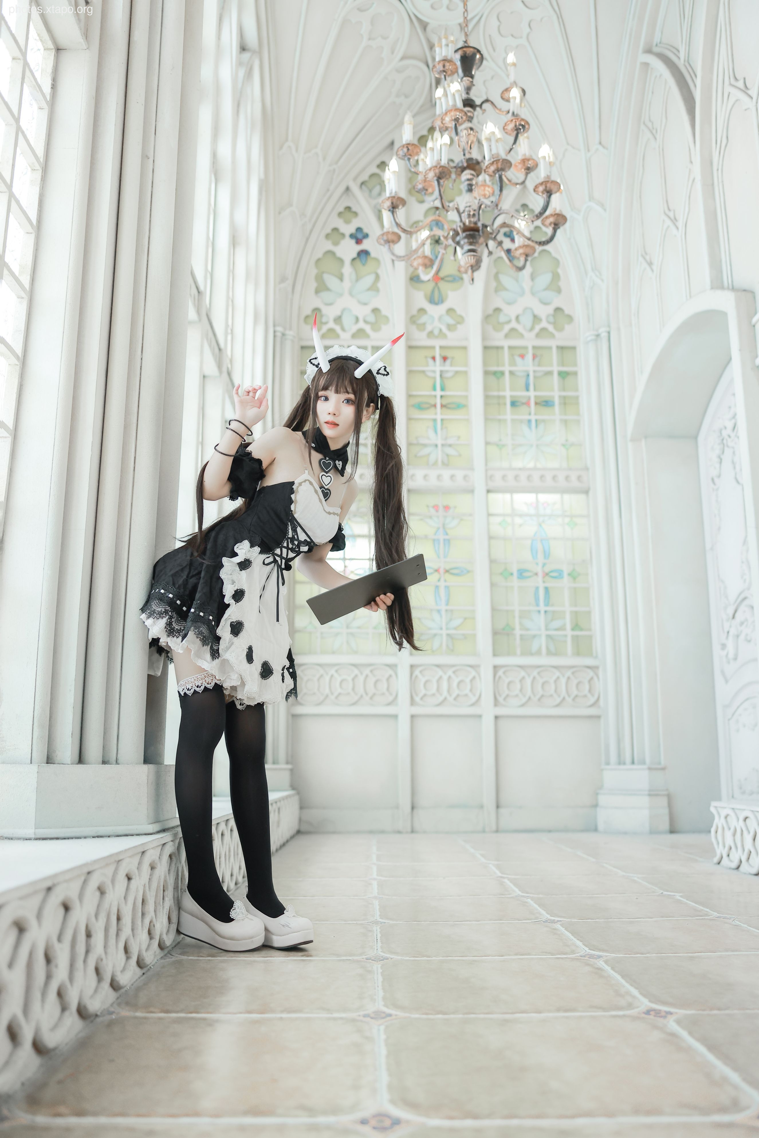 Hua Yan Hana can replace maids