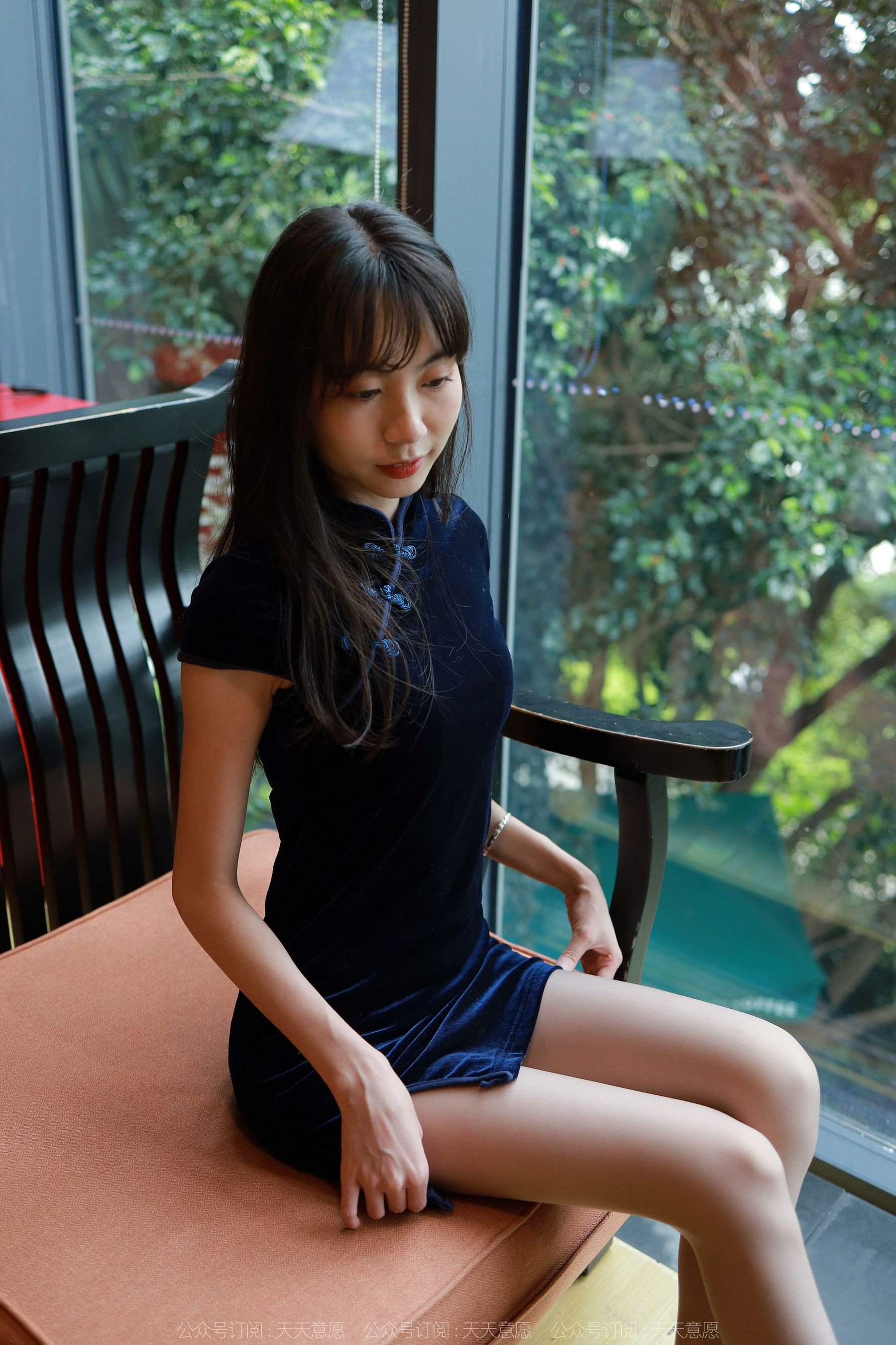 IESS Thoughts and Fun Model: Beauty Cheongsam