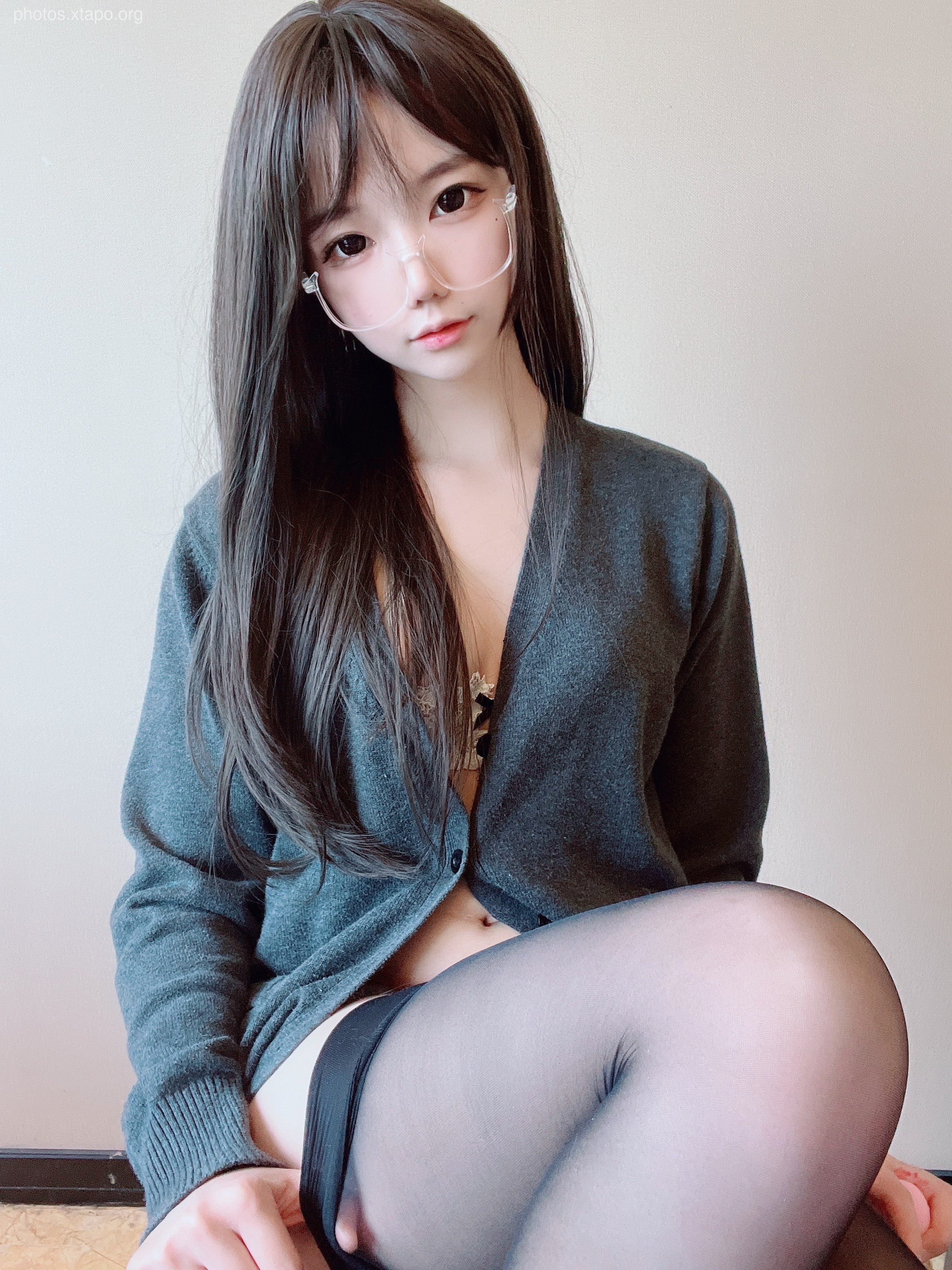 rainy black silk white lace 51p