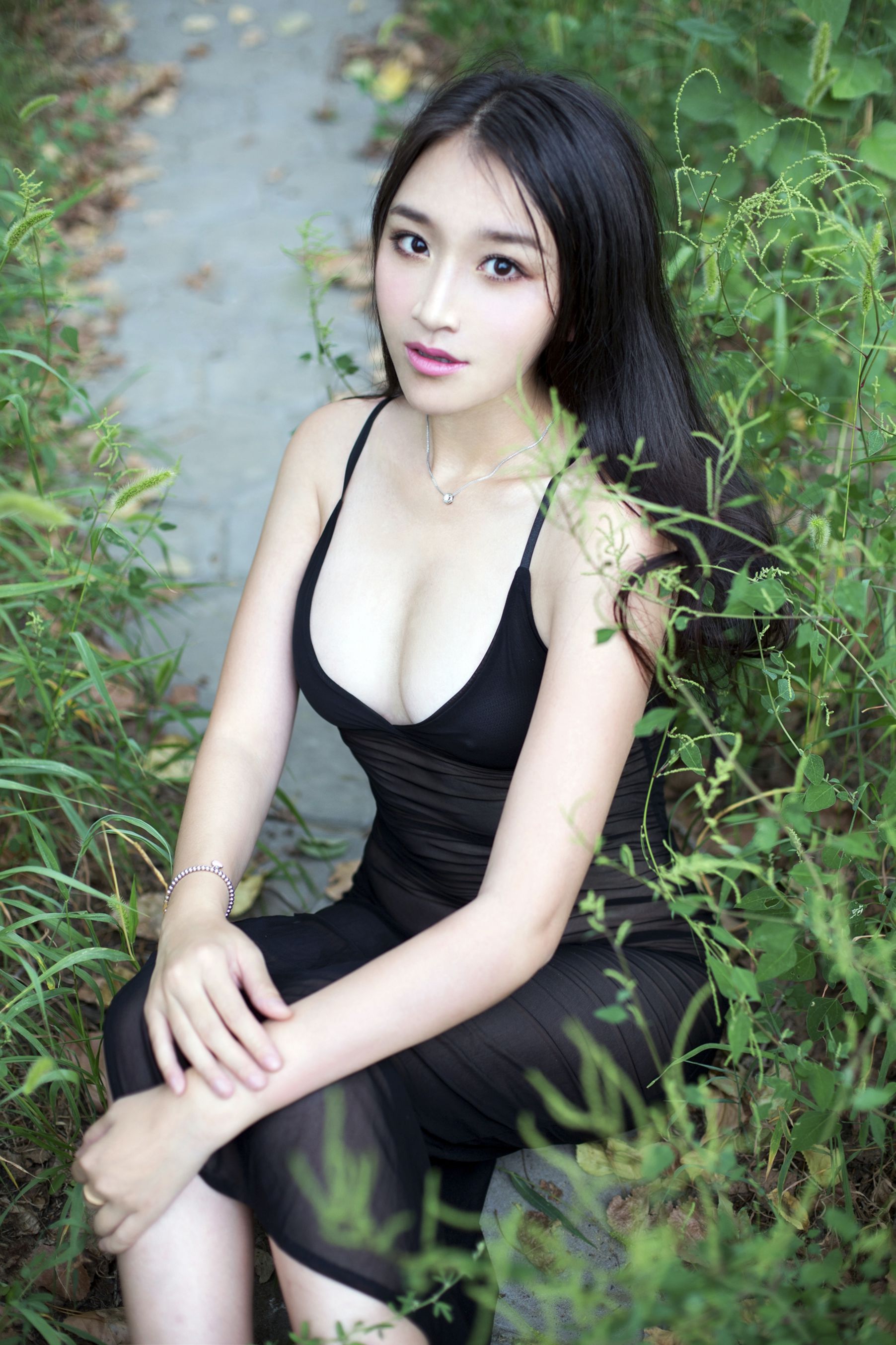 Yin Tang's Quiet Beauty Push Girl TUIGIRL No.044