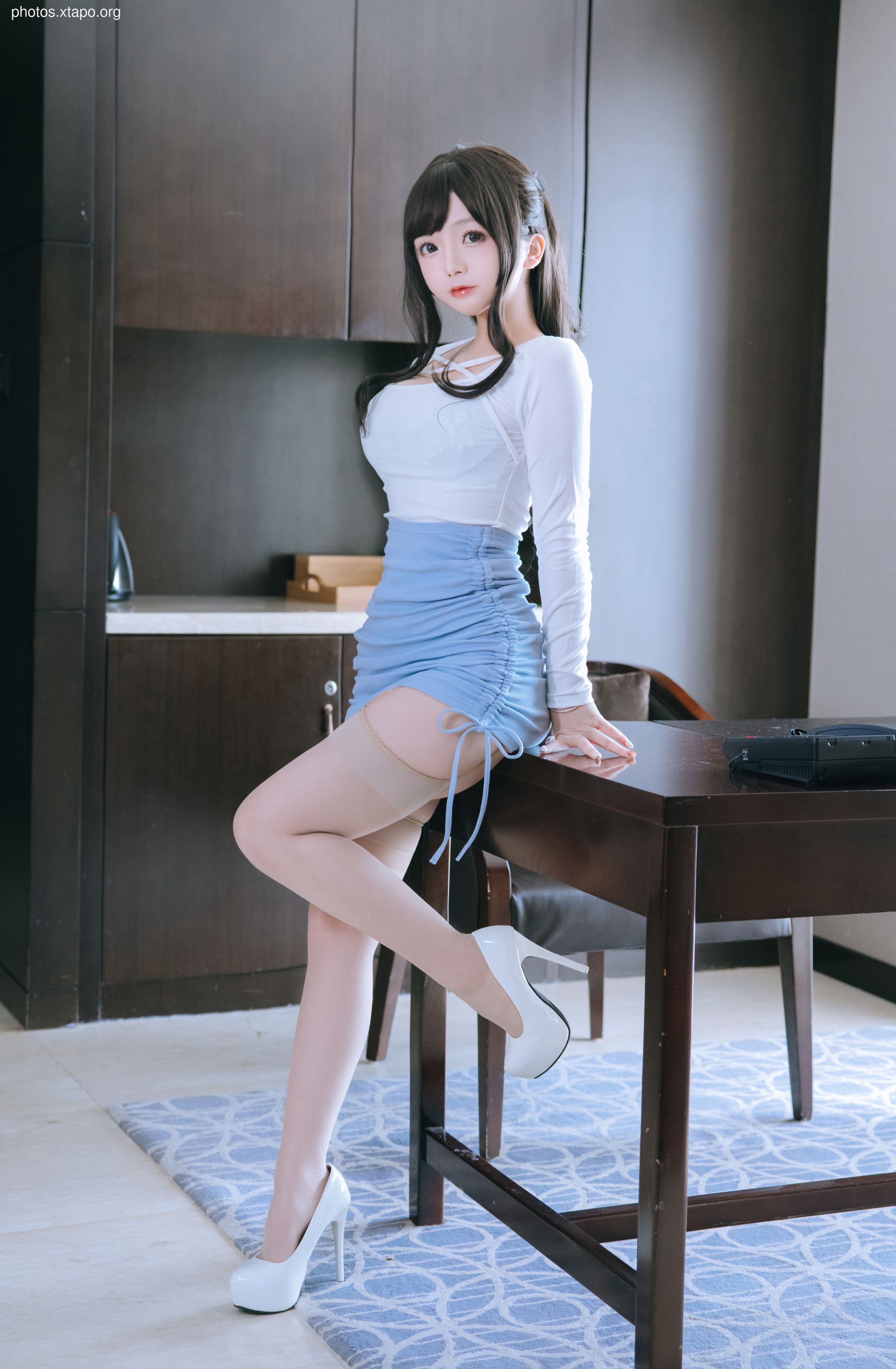 Rina Jiaos personal secretary 110P-1.43GB