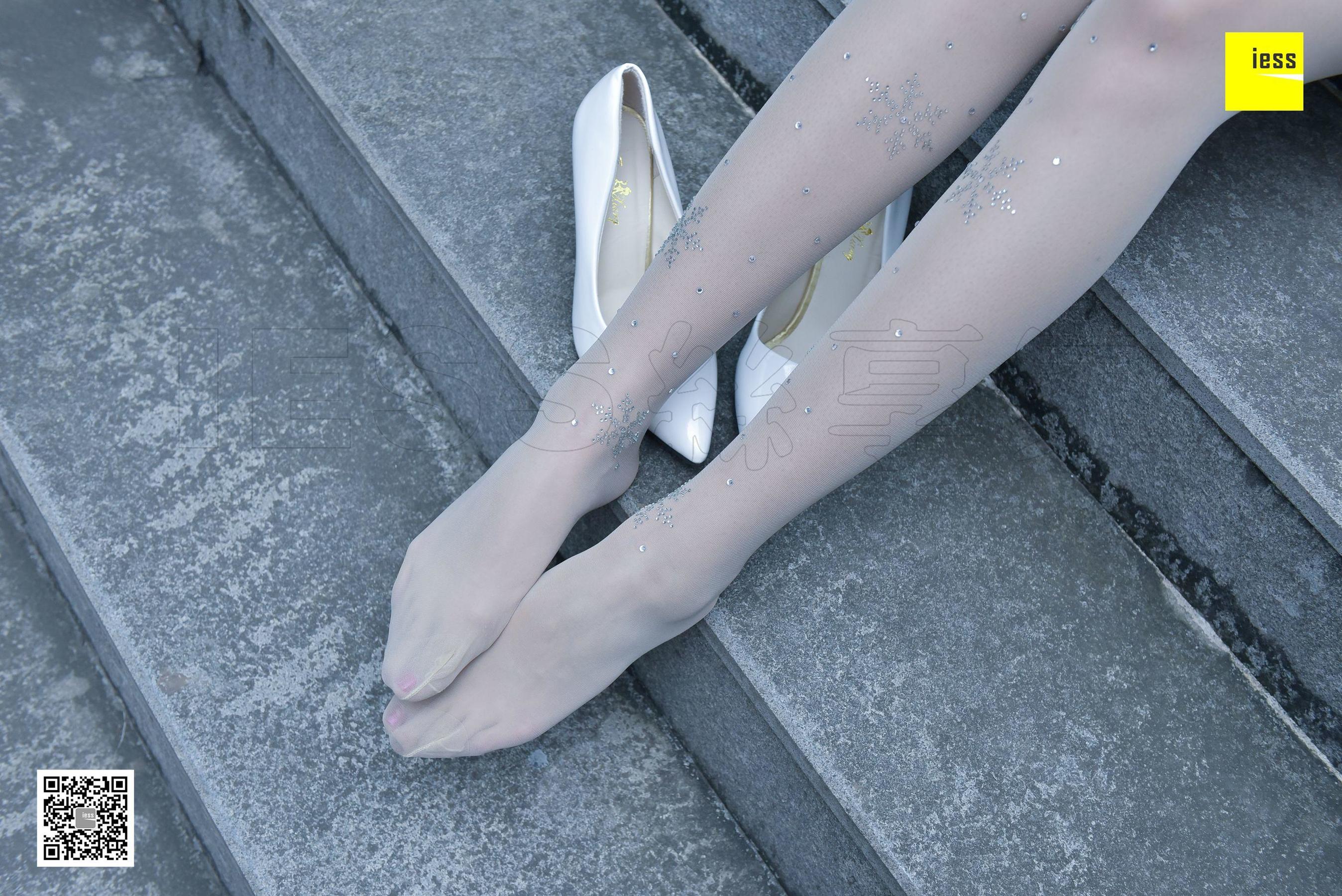 Silkxiang Home 107 Crystal Crystal White Stockings IESS Different Thoughts