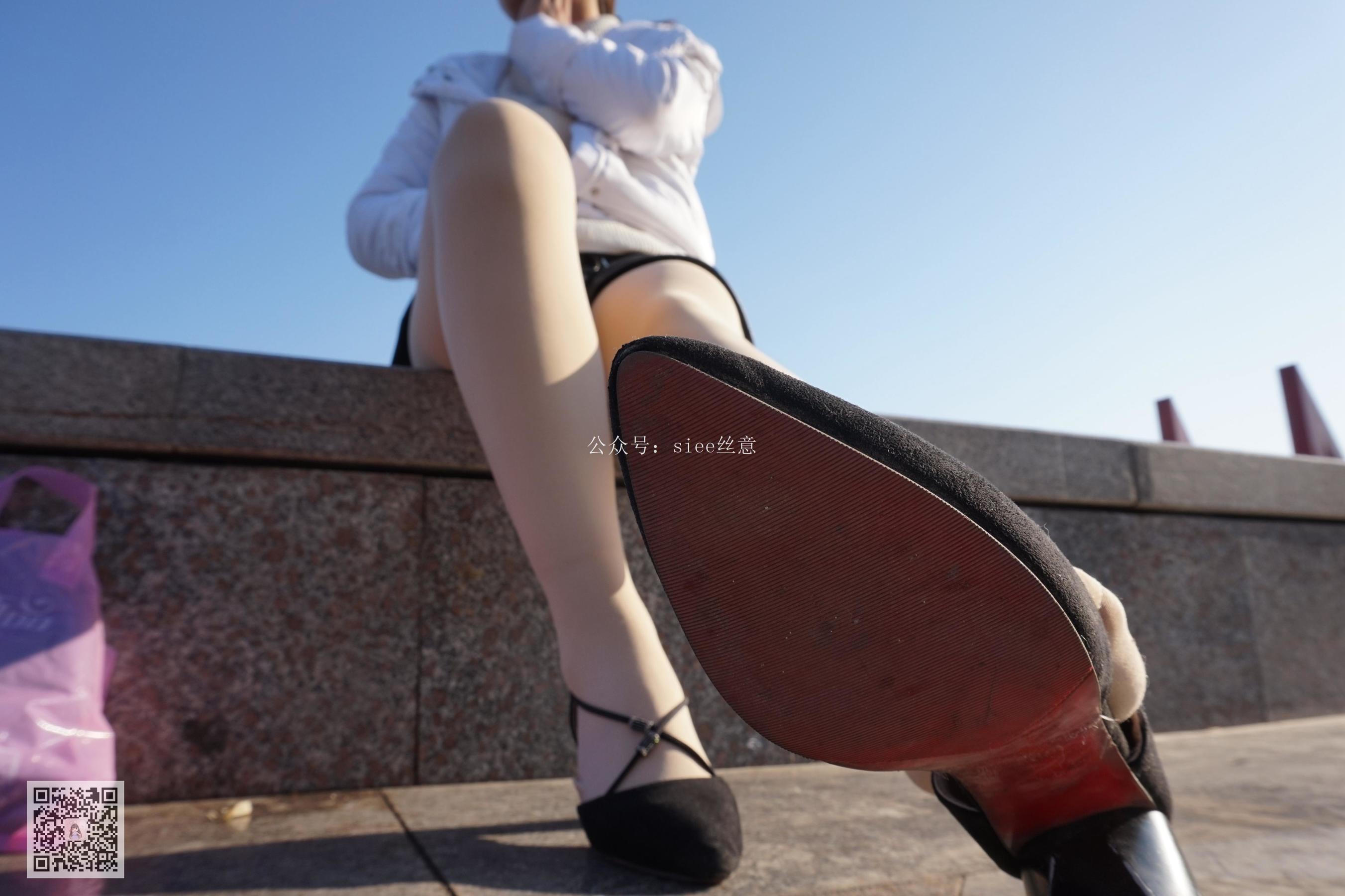 Si Yi Siee Siee Houshi can also be equipped with high heels