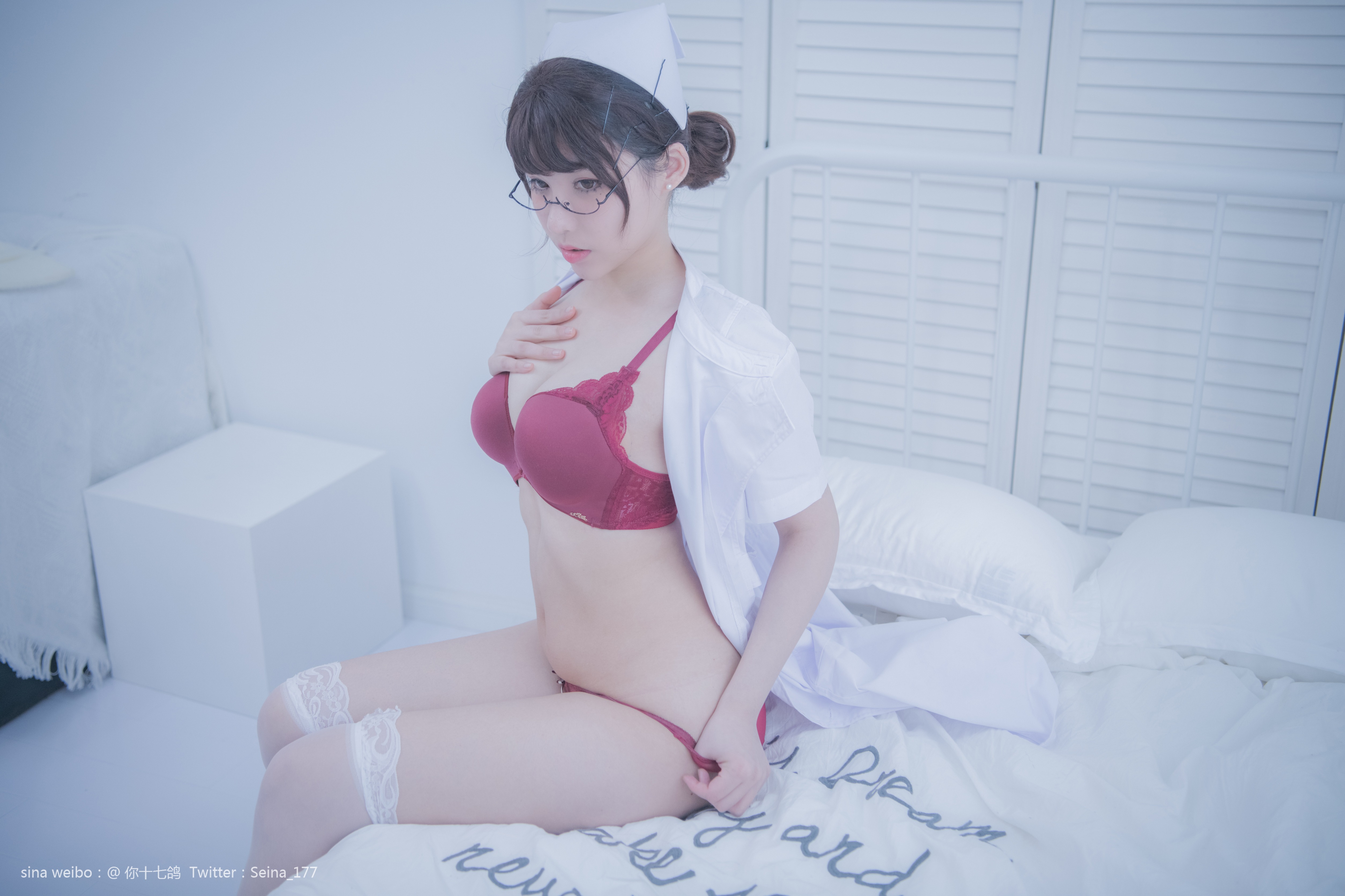 You seventeen pigeons white nurse 110p1v-535MB