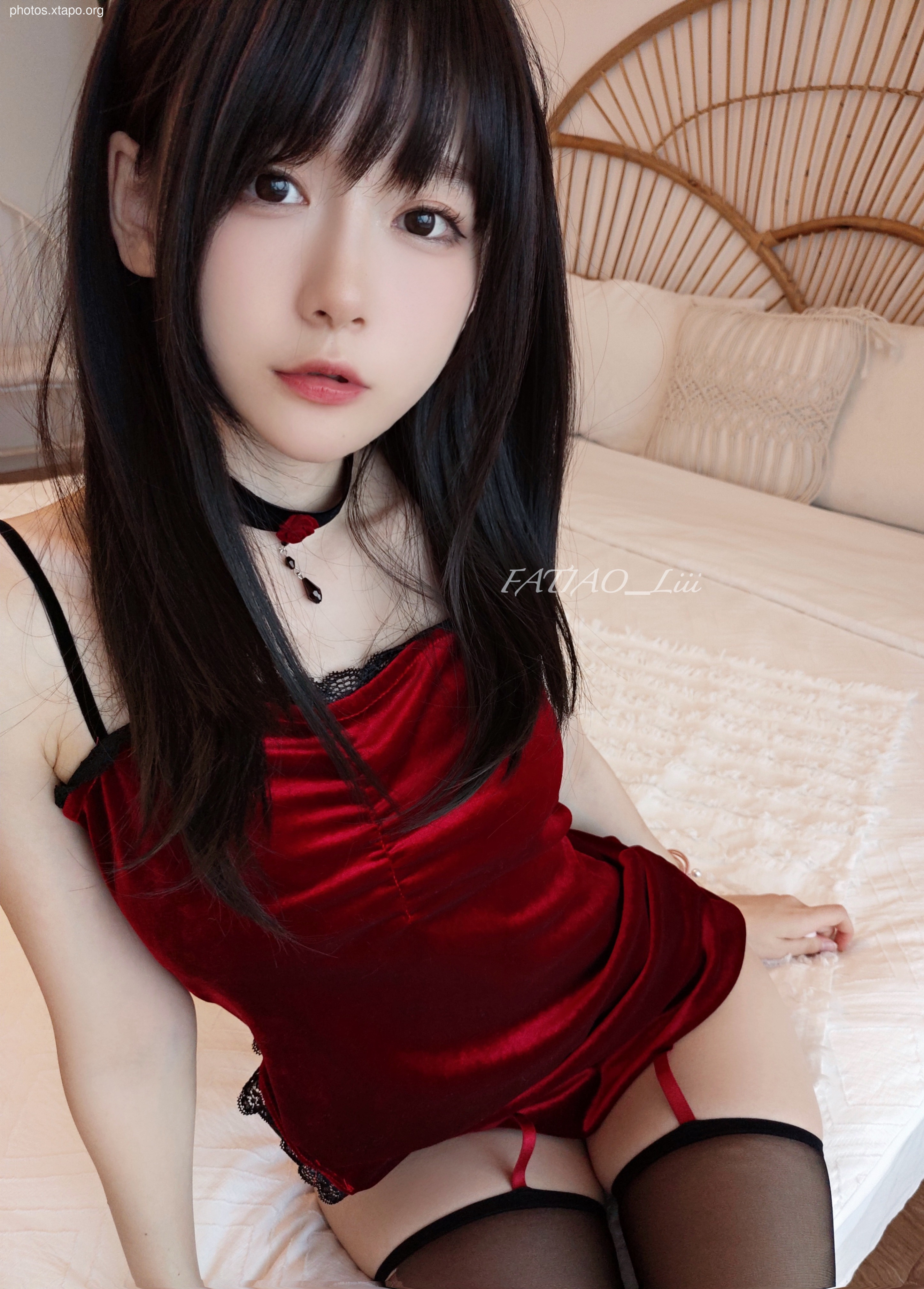 21_2001_ Red velvet dress ❣️