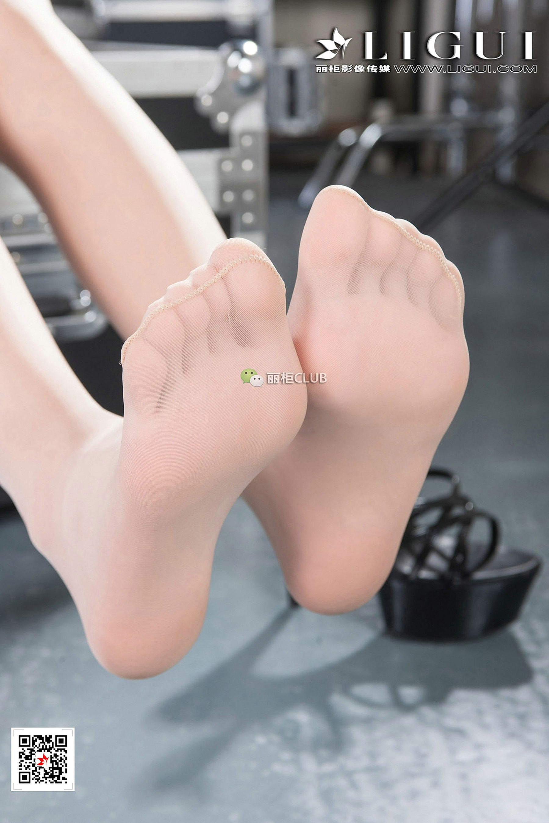 Model Wenxin Hot PantsMeat Stocks Beautiful LegsHigh Heel Ligui