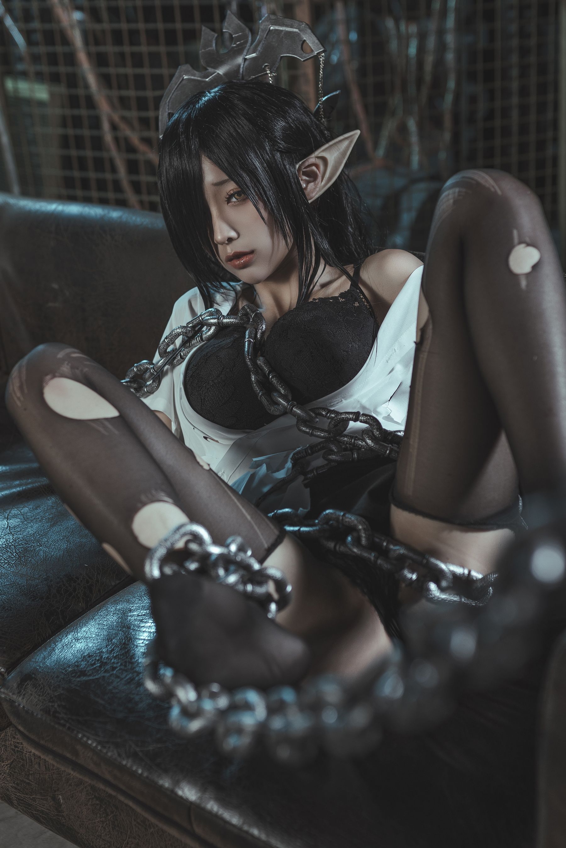 Net Red COSER Photo Anime blogger Stupid Momo -Black Beast Queen OL Uniform