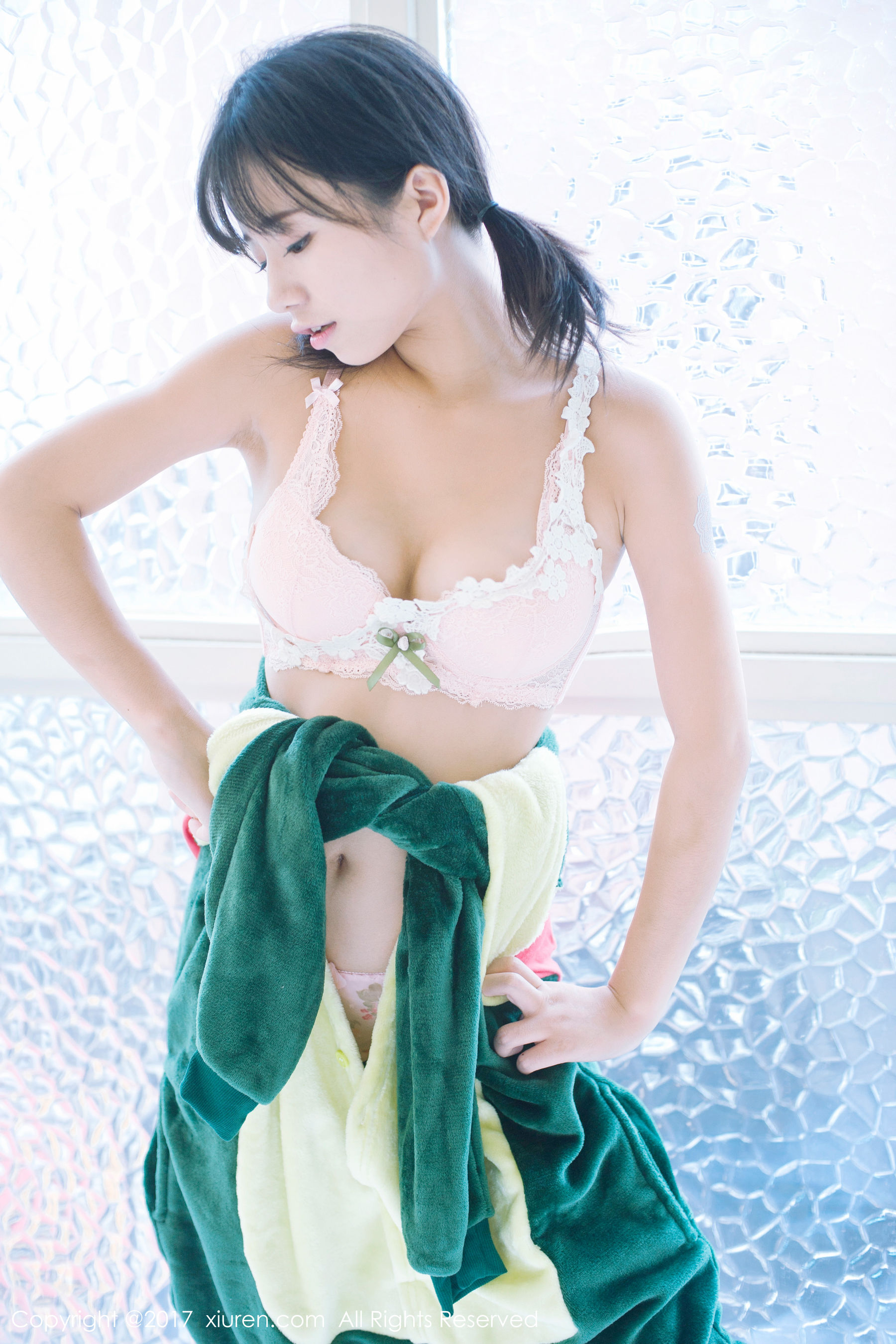 Kurai Yuka Little Strawberry Small Series and Little Dinosaur Robe Xiuren No.831