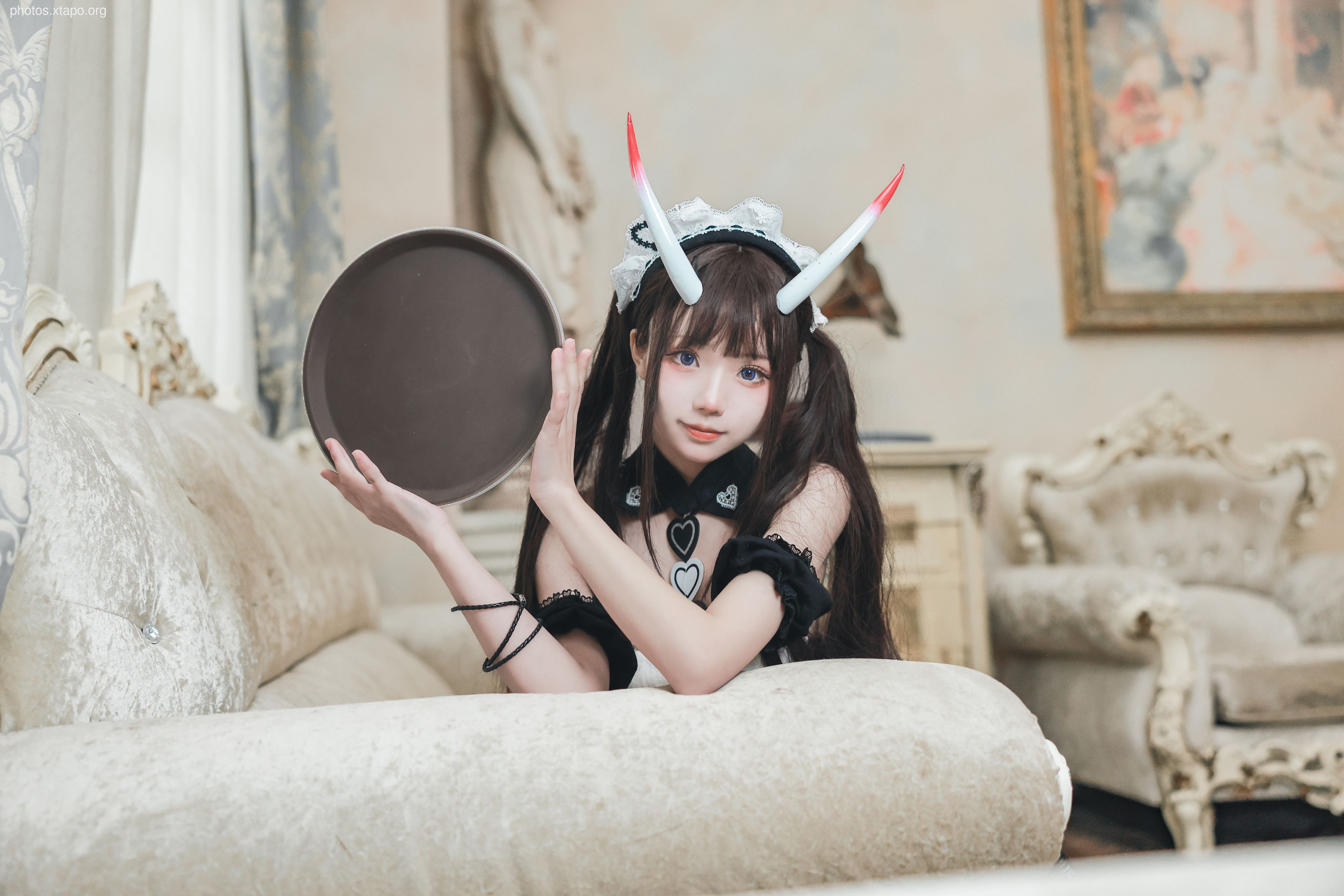 Hua Yan Hana can replace maids