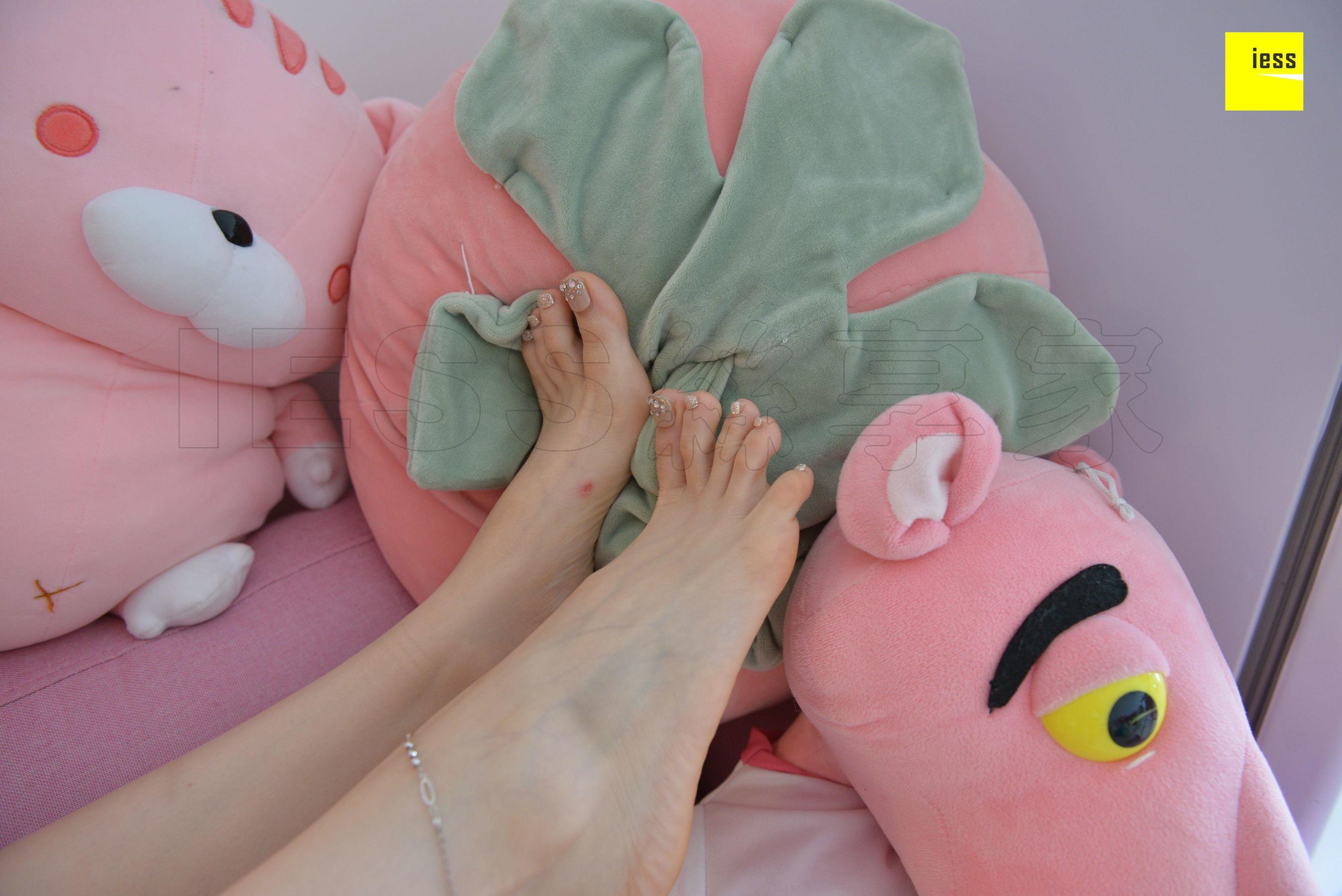 Pink Midsummer Dream Different Thoughts to IESS Silk Enlightenment Devil on Wednesday Special issue 17