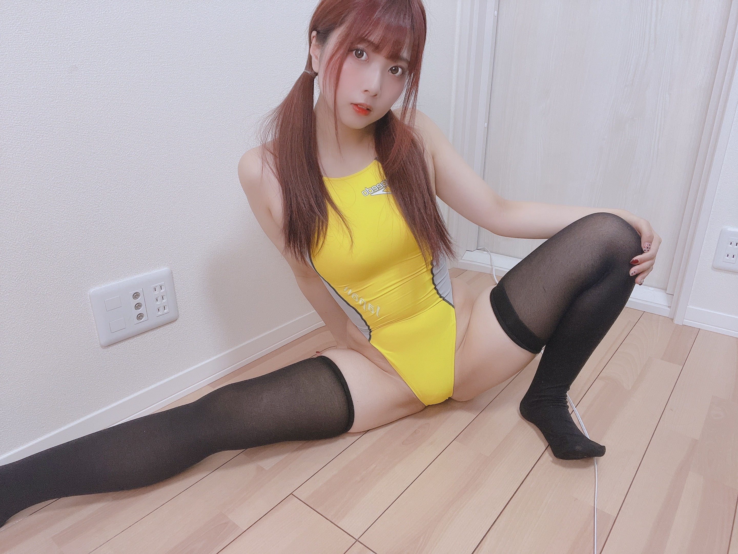 Tomiko - FANTIA Yellow swimsuit and Niso 58P -173MB