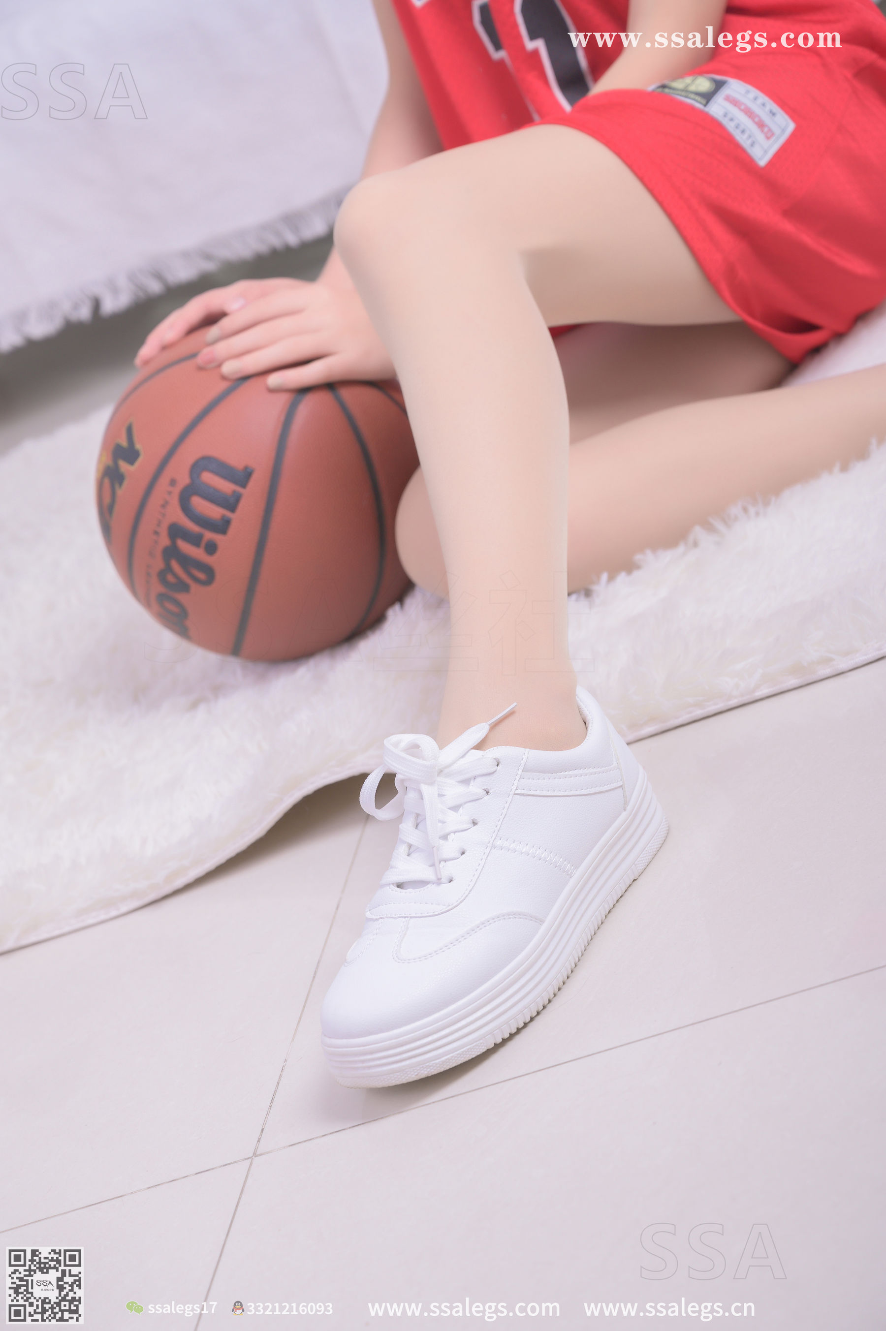 SSA Silk Club Super Clear photo NO.324 Ms. Susu Sister Su Su with a holiday at home to play basketball (top)