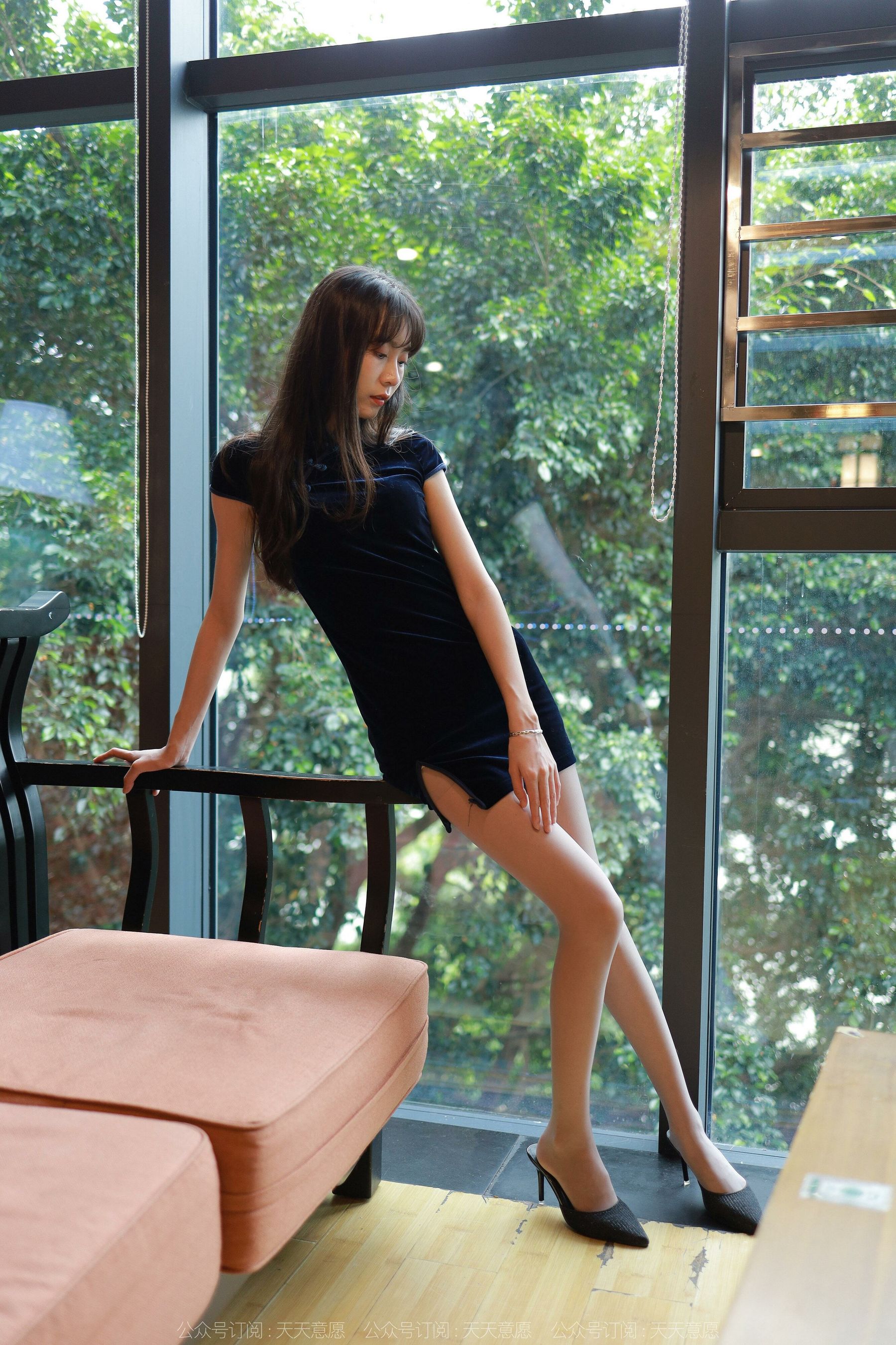 IESS Thoughts and Fun Model: Beauty Cheongsam