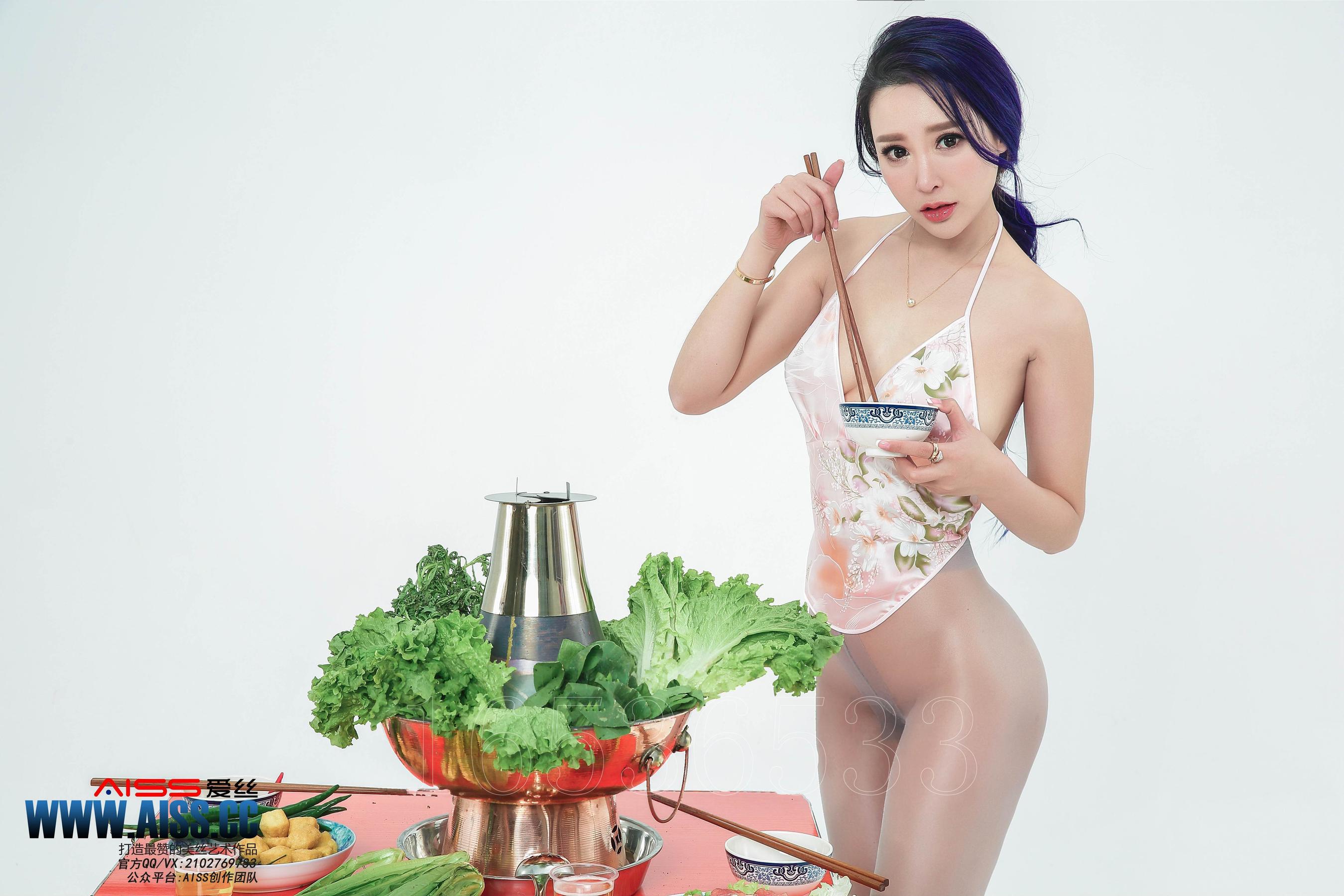 Sophie Sofia/Xinyang/Chen Yayan's 2016 New Year Special-Meisi Meal AISS Esis