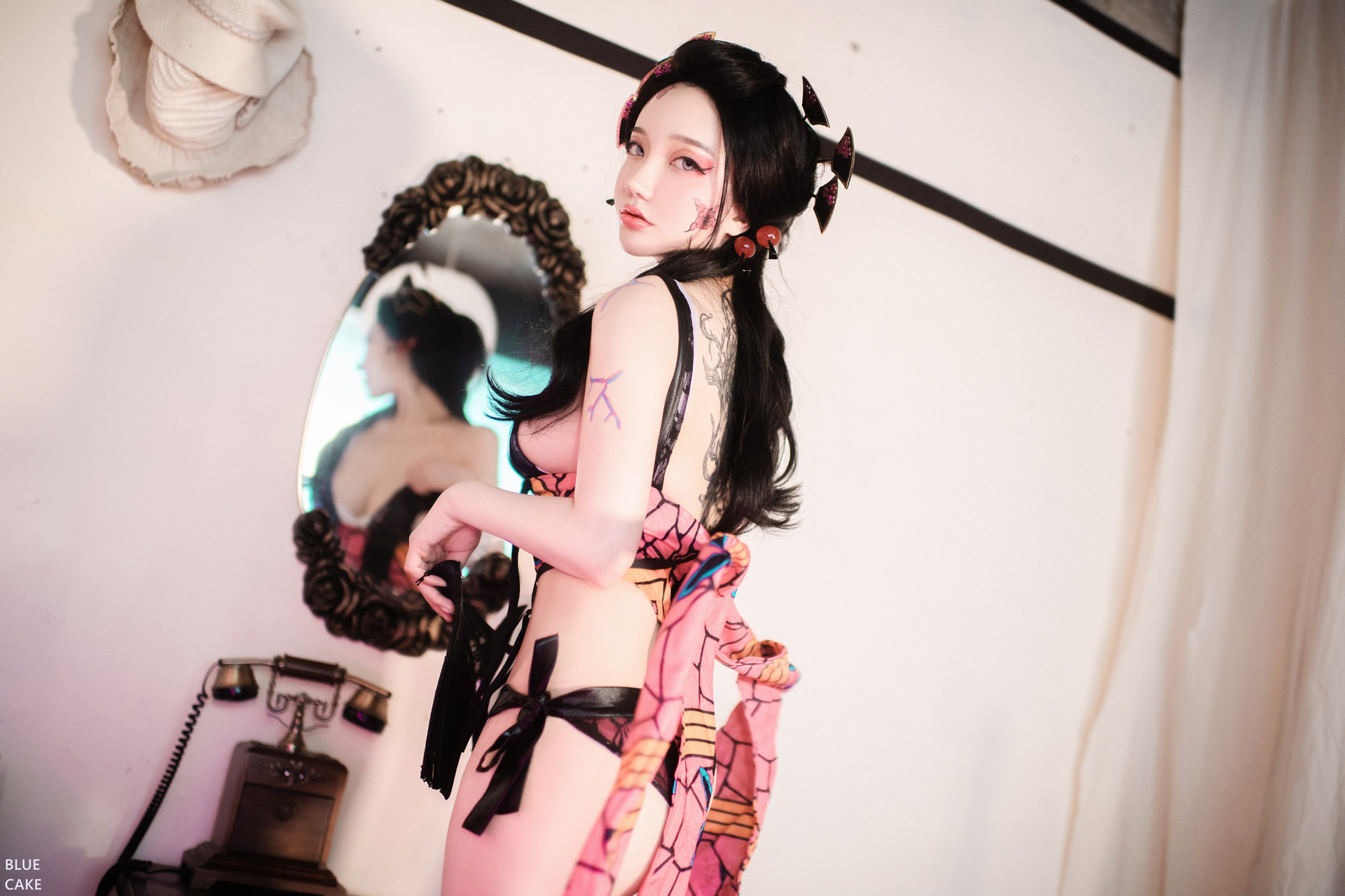 Son Yeeun 손예은, [BLUECAKE] RED ONI – Set.01