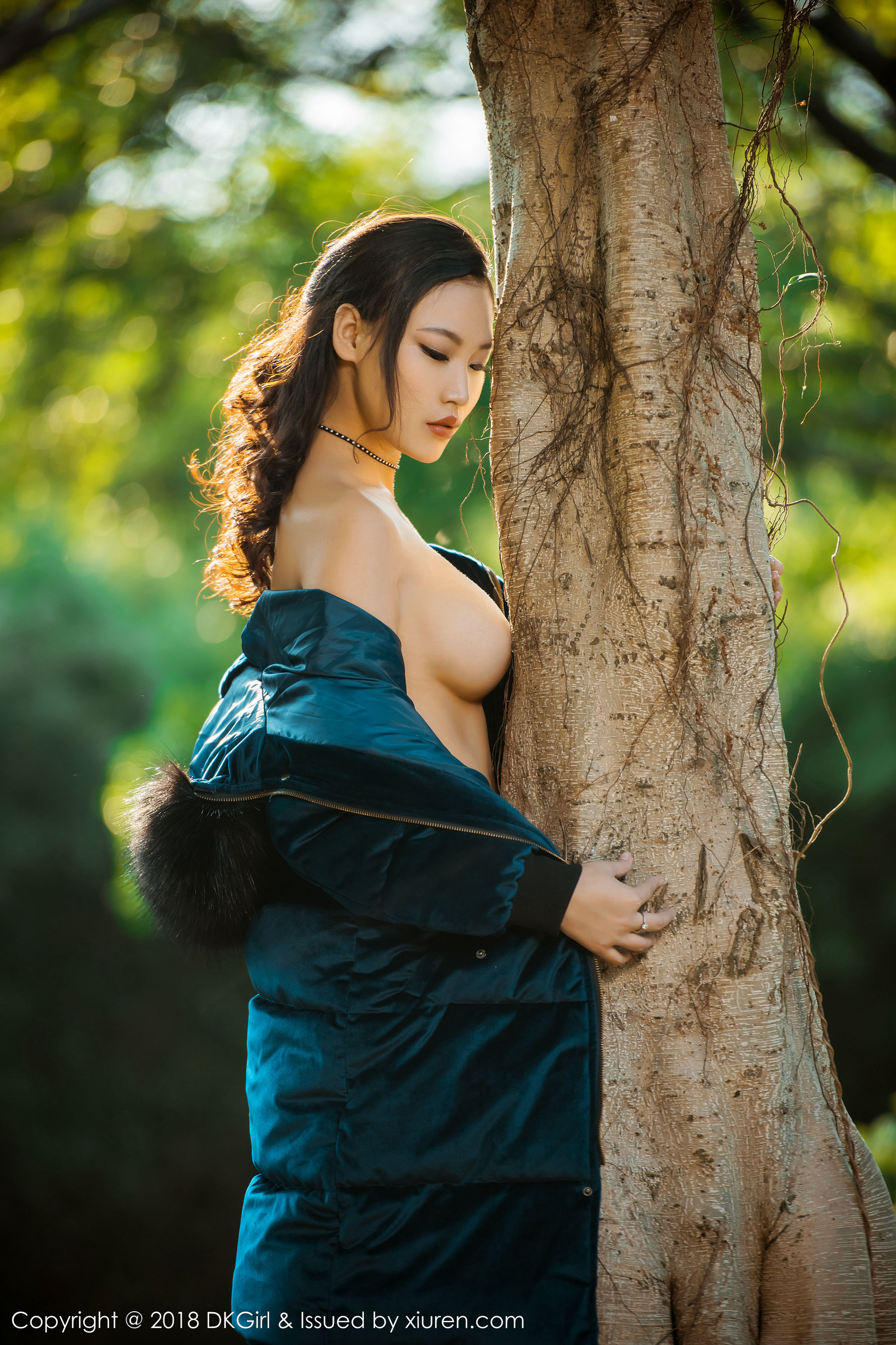 Mengqian Beautiful Legs and Milk Wonderful Temptation Royal Girl DKGIRL Vol.057