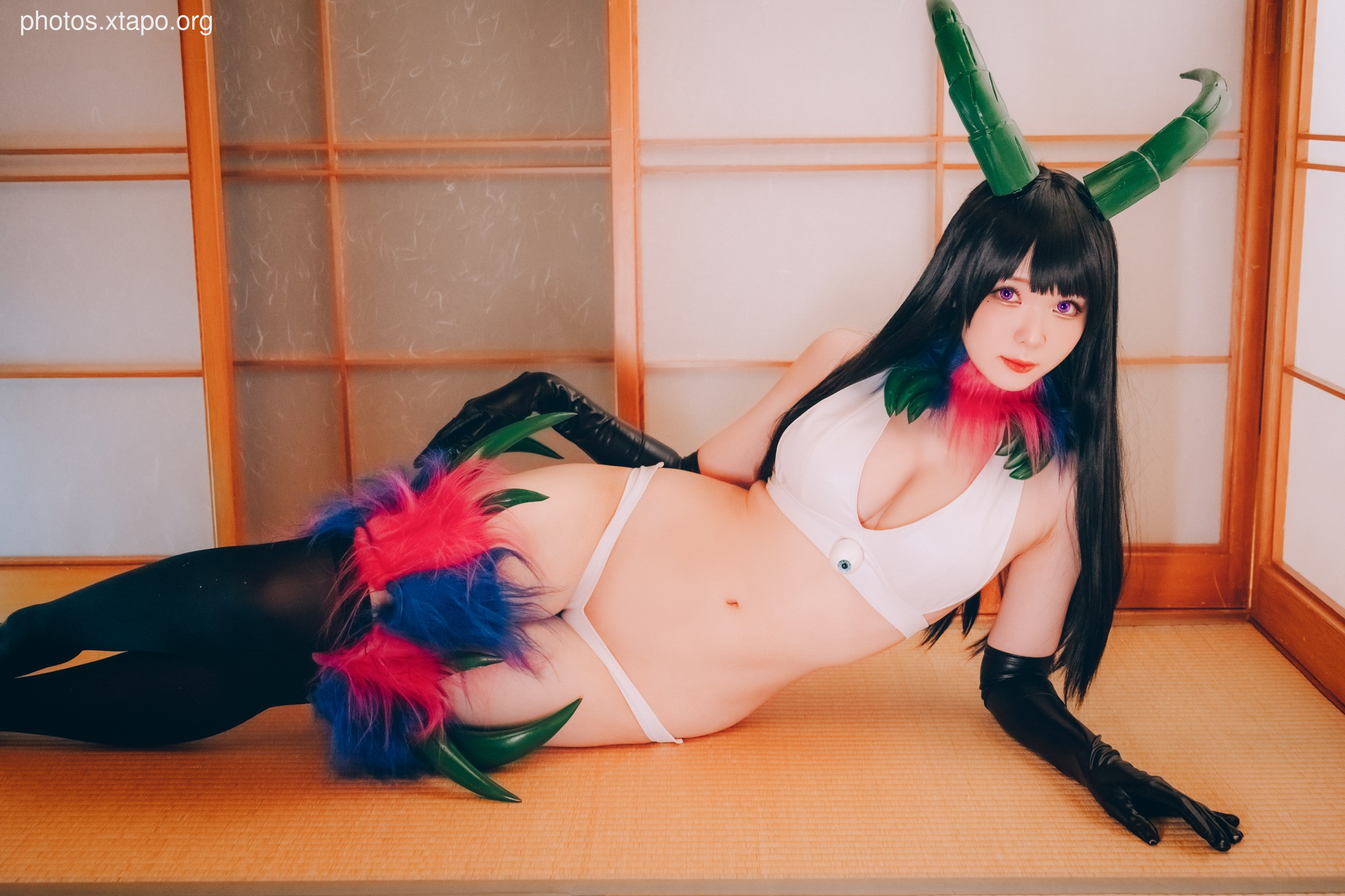 Shimotsuki SHIMO ANE NARU MONO CHIYO PHOTOBOOK 85P-119MB