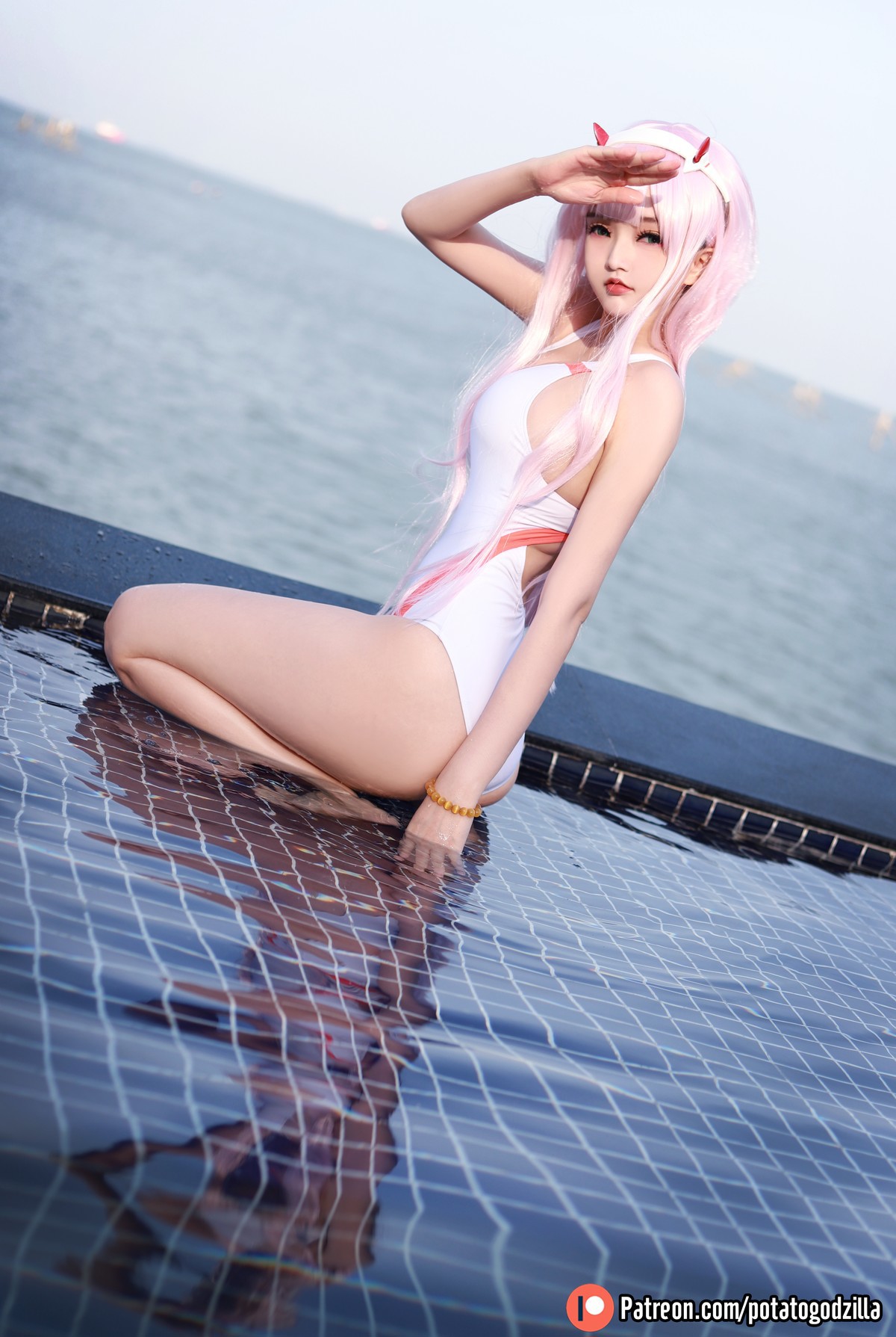 Cosplay Potato Godzilla Zero Two Swimsuit