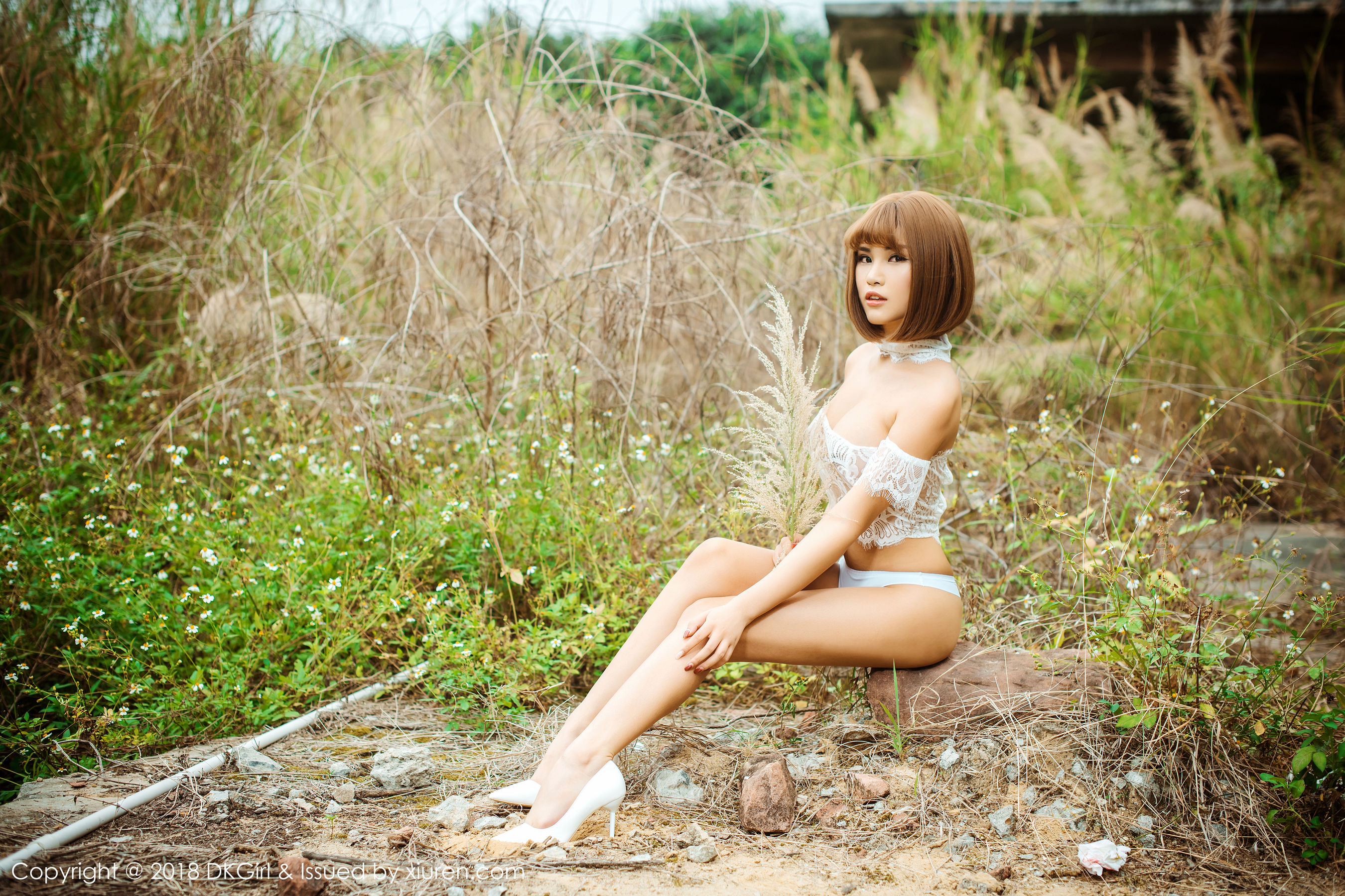 Mengbaoer Boa Youth Pure Beauty and Wilderness Outdoor Exam Royal Girl DKGIRL Vol.074