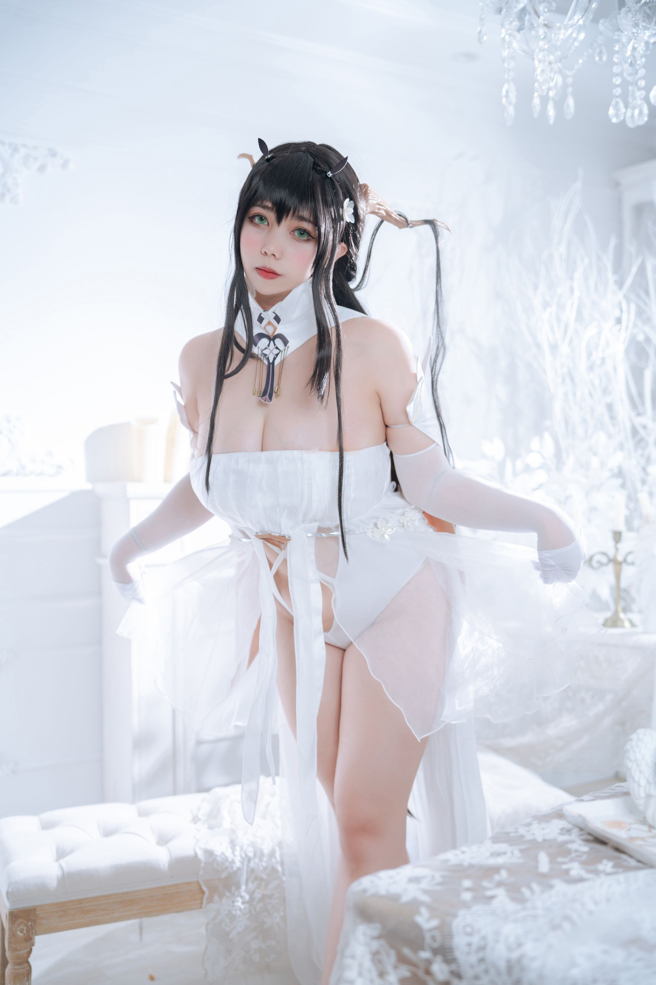 Charm Hitomi Meroko 001 Blue Line Real Estate 53P-486MB