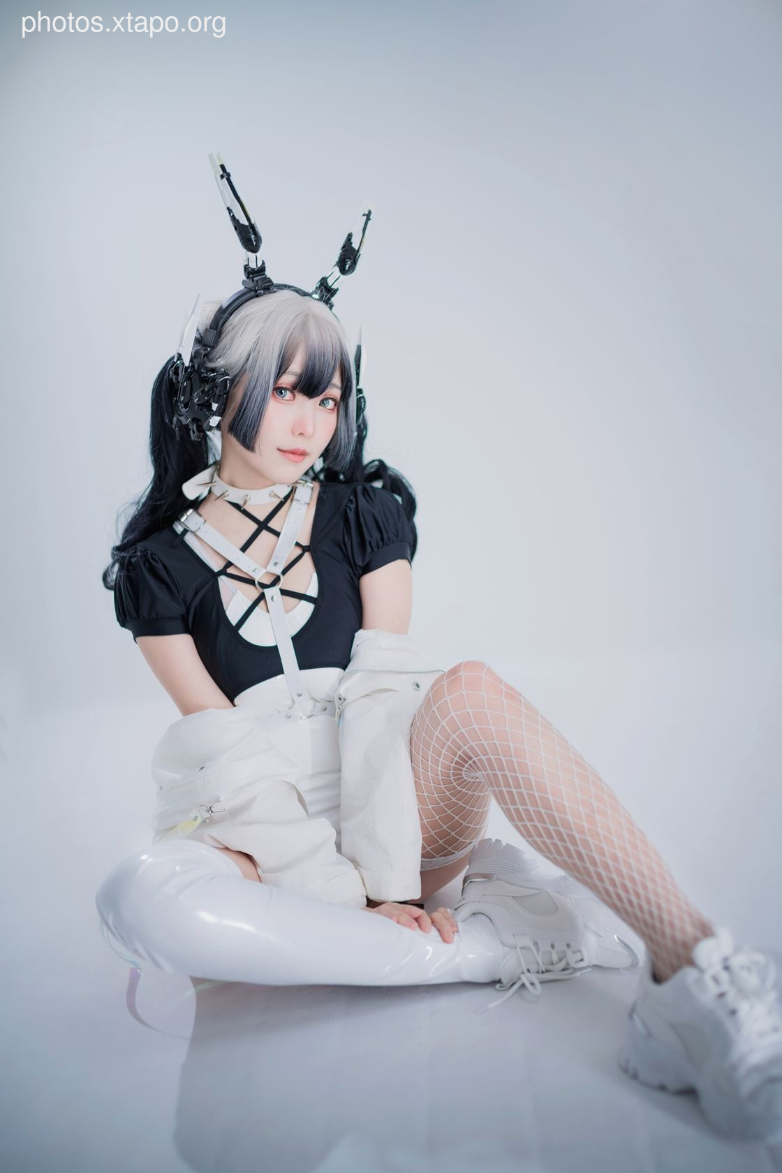 D- White cybergirl