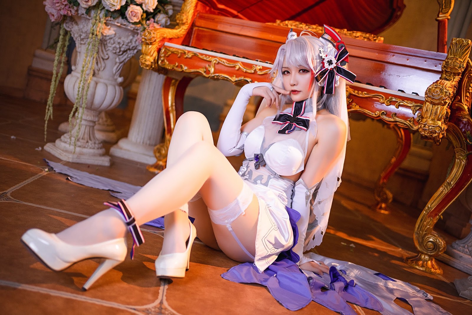 Cosplay Star Chichi Hoshilily Secret Garden Organ Wedding Dress