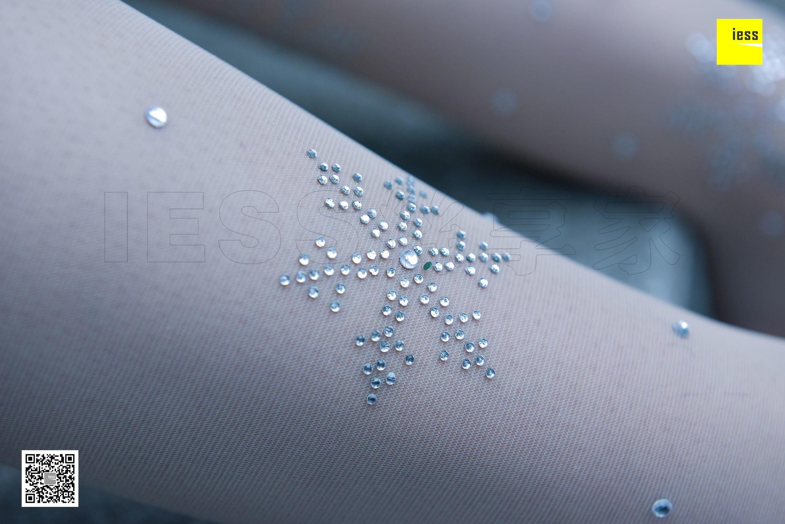 Silkxiang Home 107 Crystal Crystal White Stockings IESS Different Thoughts