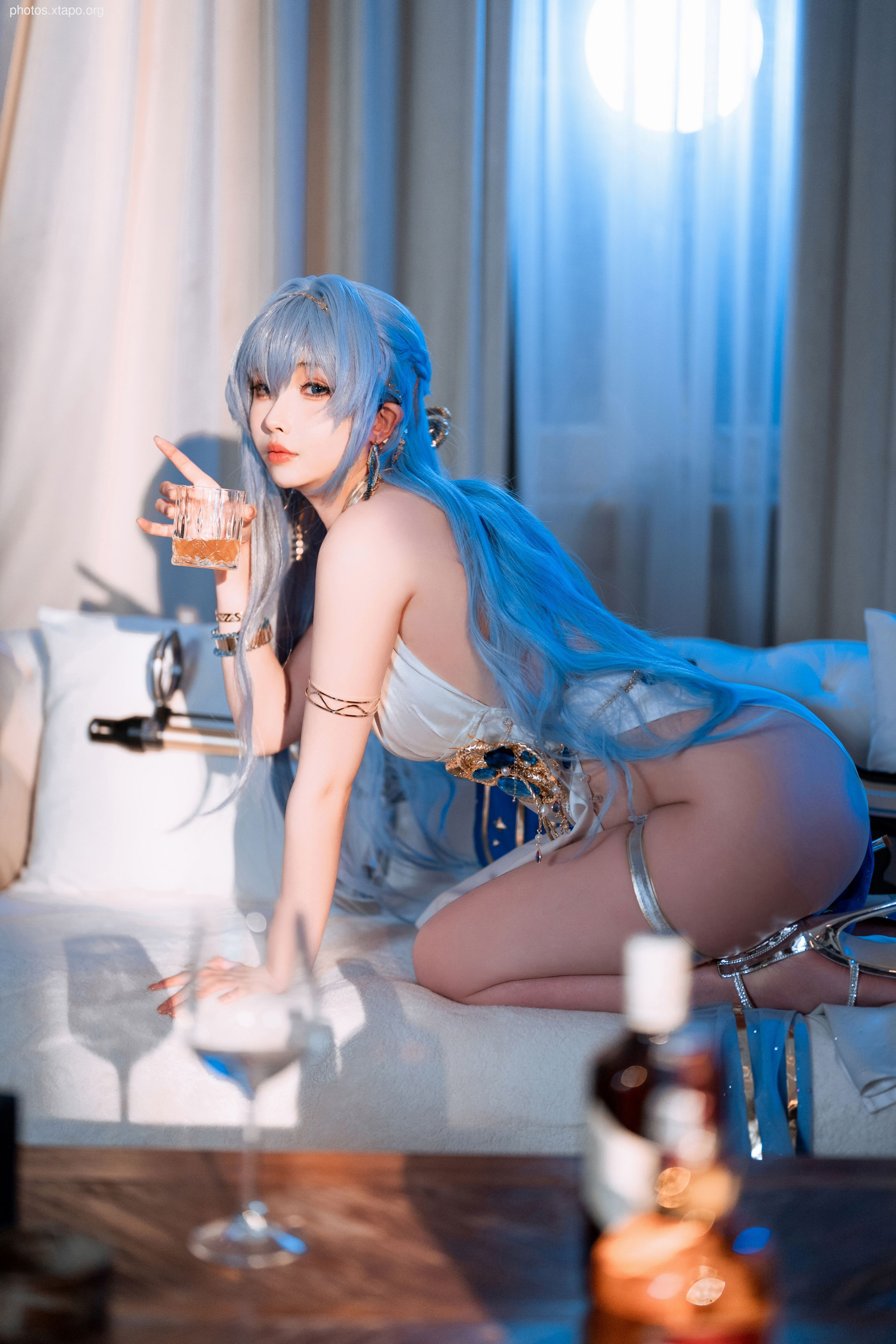 Liang Liangzi Helen Dress (April 7th Award Group Resources)