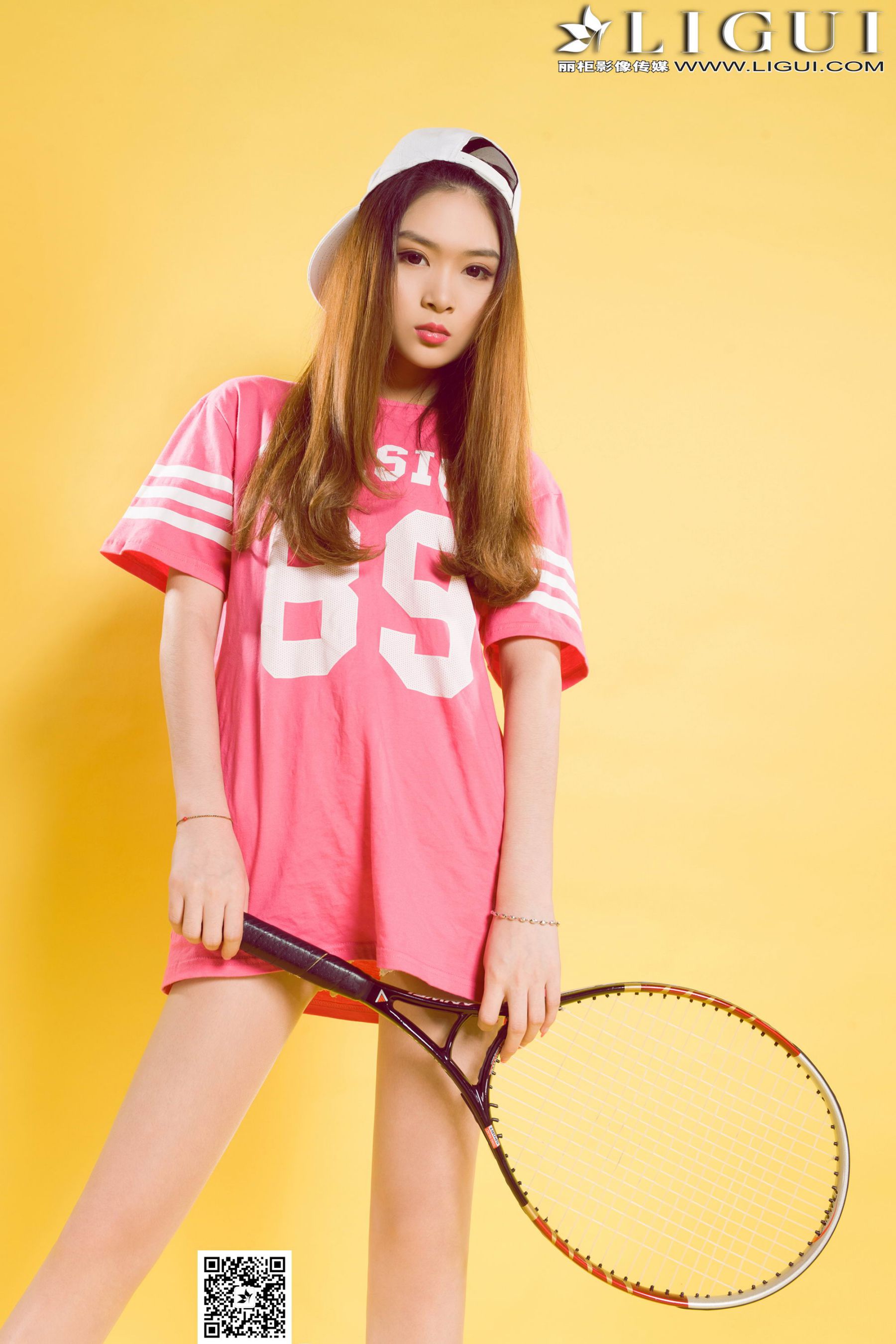 Ligui Model Yuner Basketball Girl Badminton Series beautiful legs jade foot photo picture