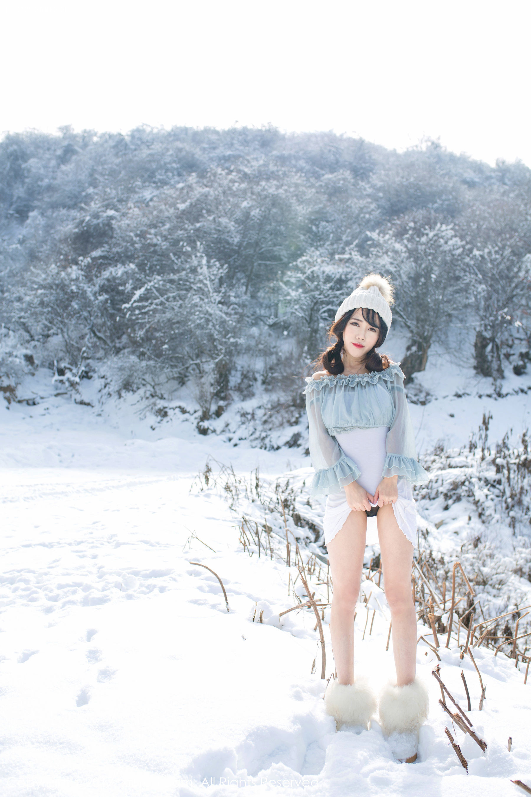 Dou Dou Liang Youlina Winter Snow Human Photography Xiuren No.720