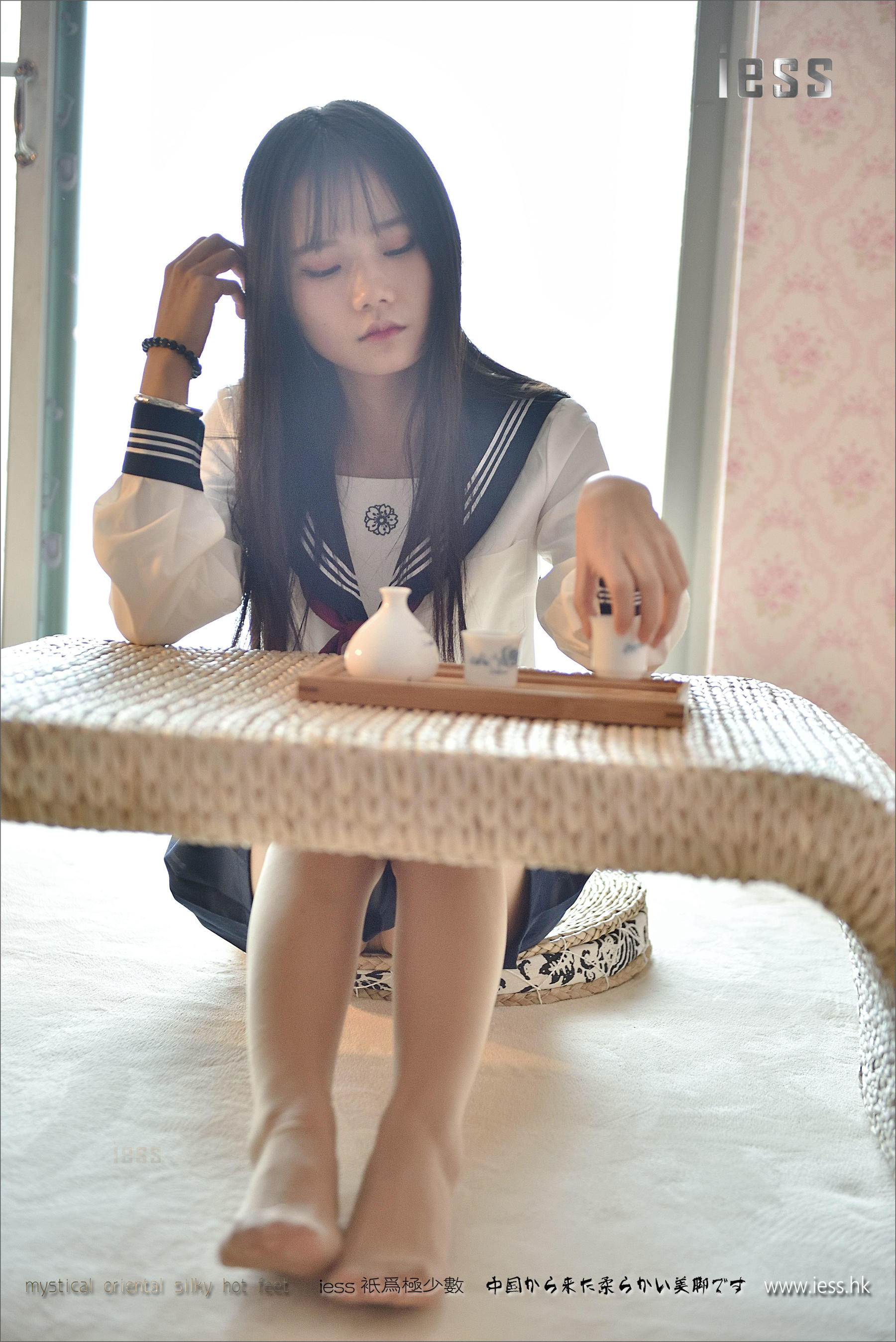 Silk Foot Bento 082 Kiki Part 2-1 of the Uniform Series-1 IESS Thoughts