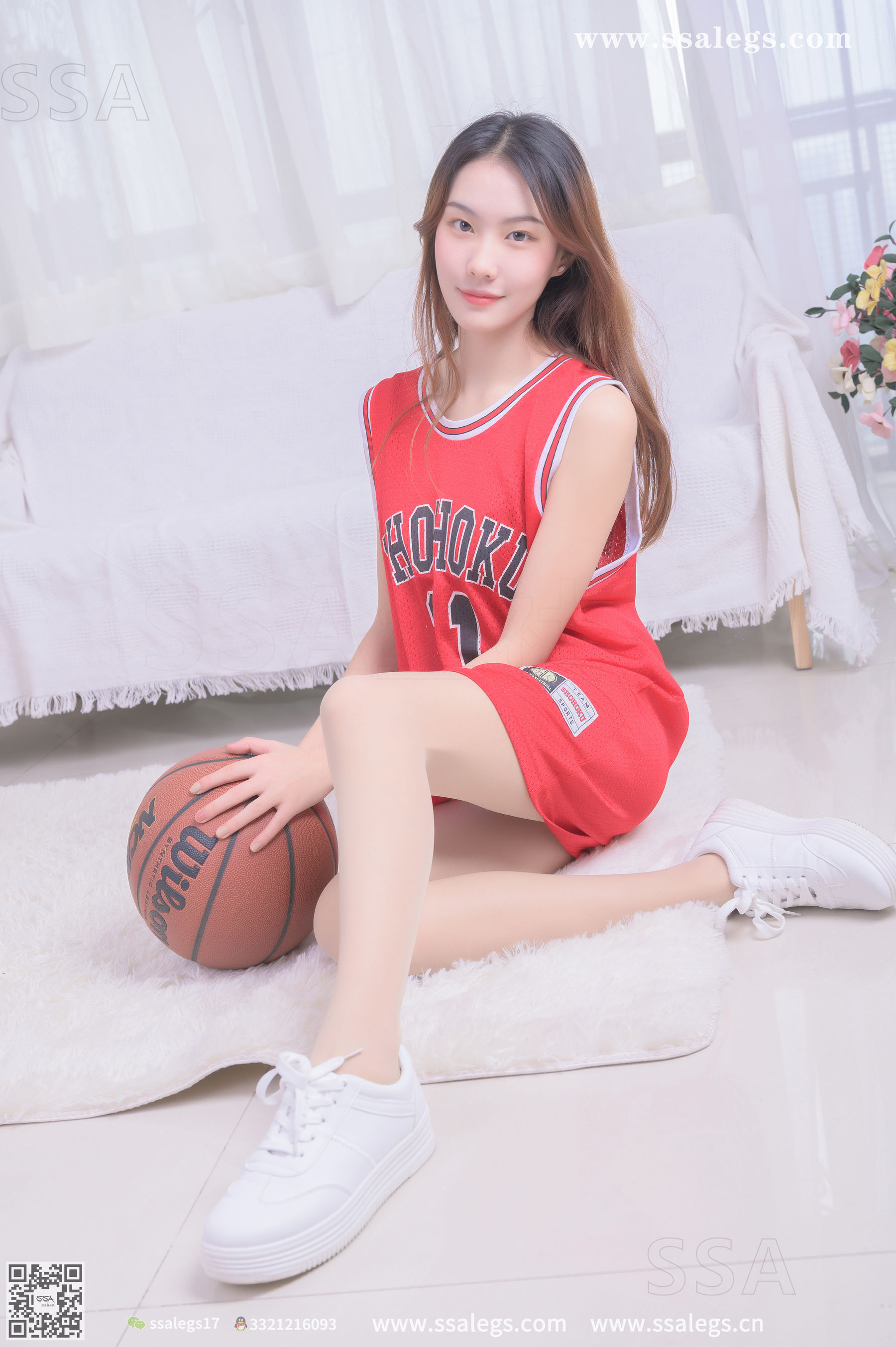 SSA Silk Club Super Clear photo NO.324 Ms. Susu Sister Su Su with a holiday at home to play basketball (top)