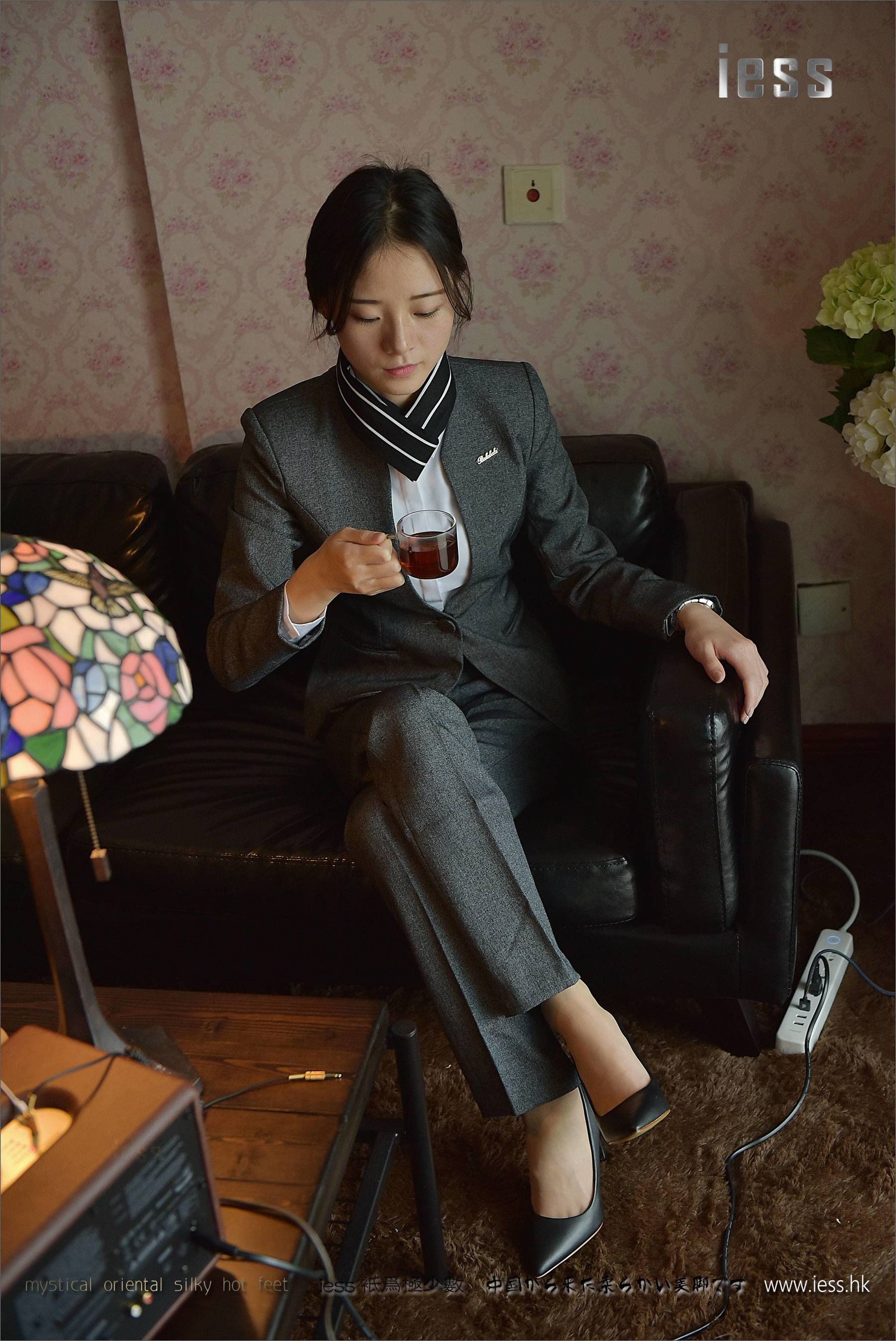 Silk Foot Bento 114 Little Six Little Six Pants Short Silk IESS Different Funbian