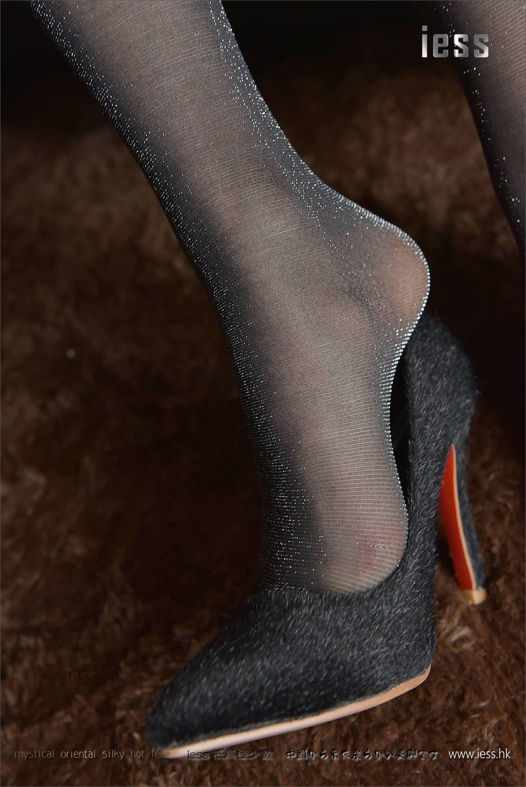 Silk Foot Bento 106 Little Six Silver Scallion Flash Silk IESS is thinking about it