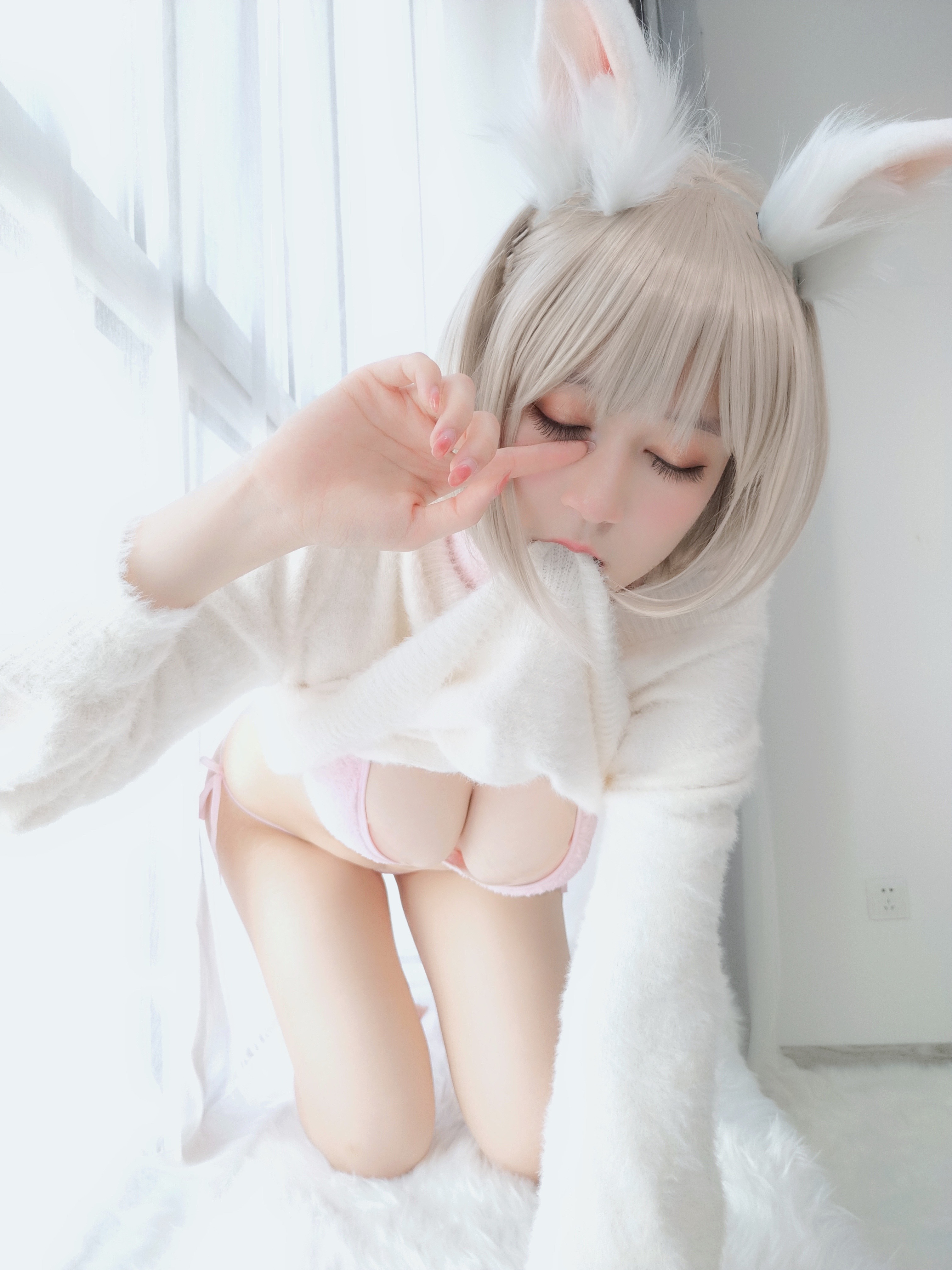 Silver 81 - Little White Rabbit 105P