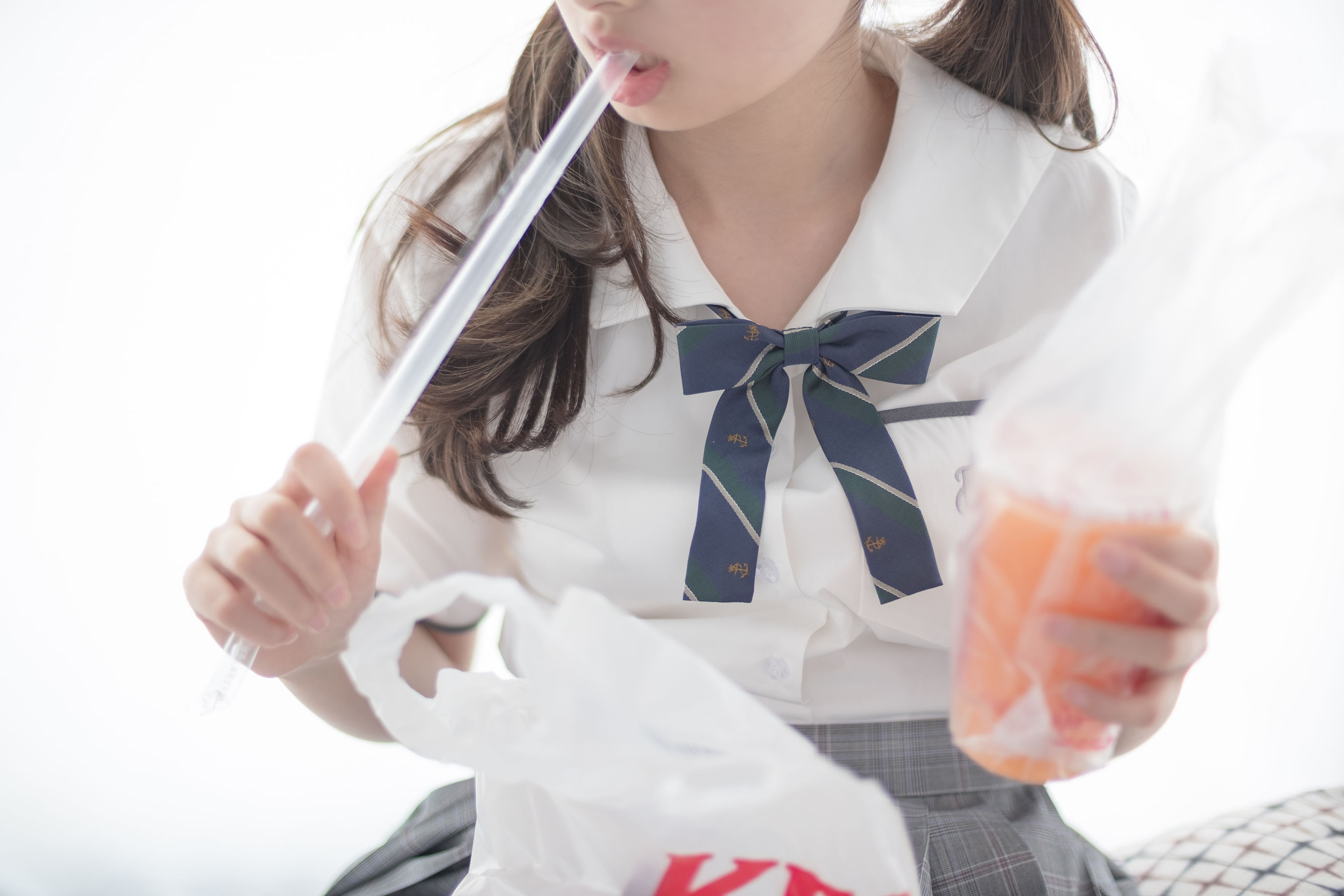 Senluo Consortium R15-009 bed jk white silk