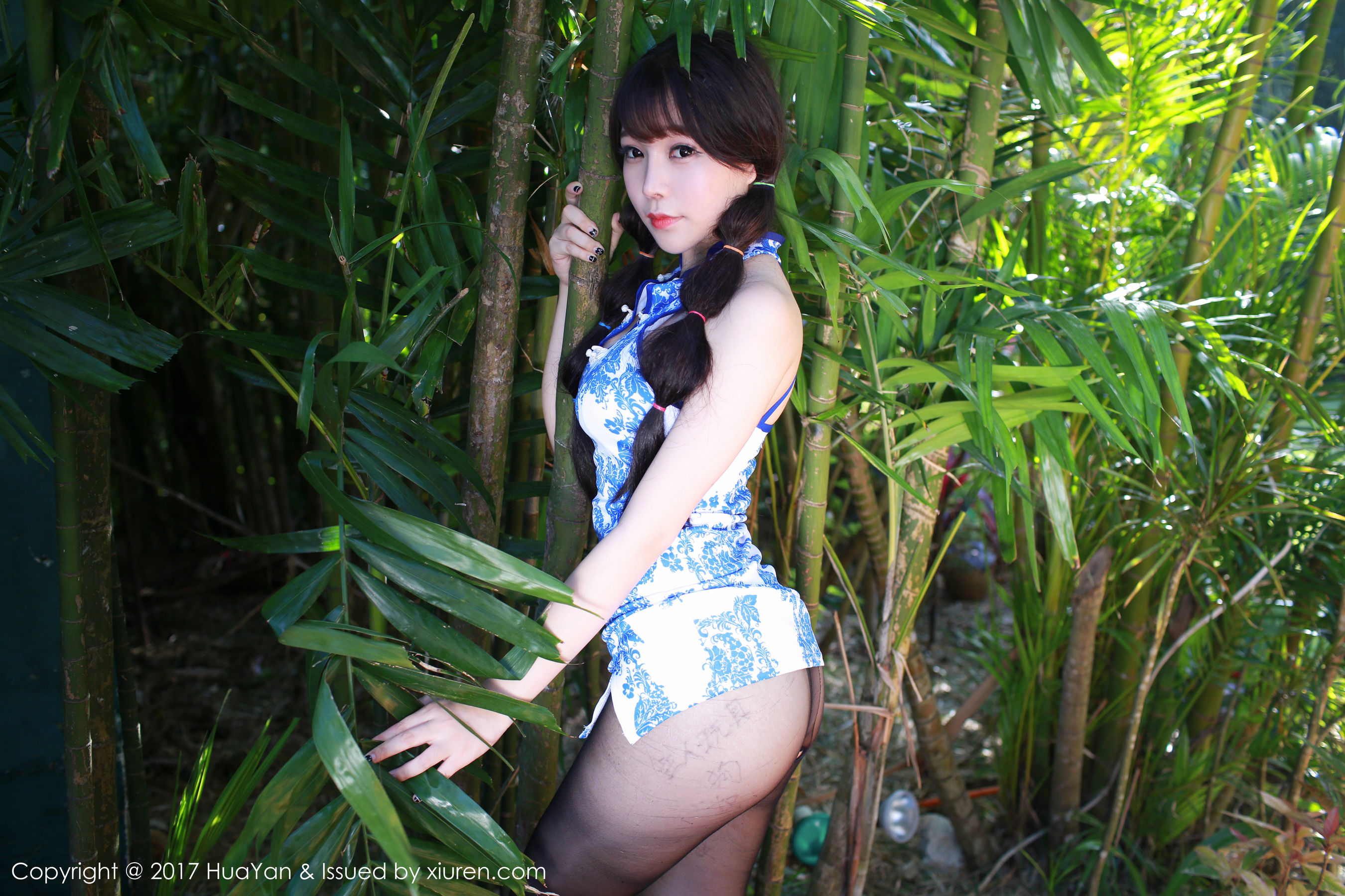 Zhizhi Booty CheongsamBlack Silk Hua Yan Yan Huayan Vol.026