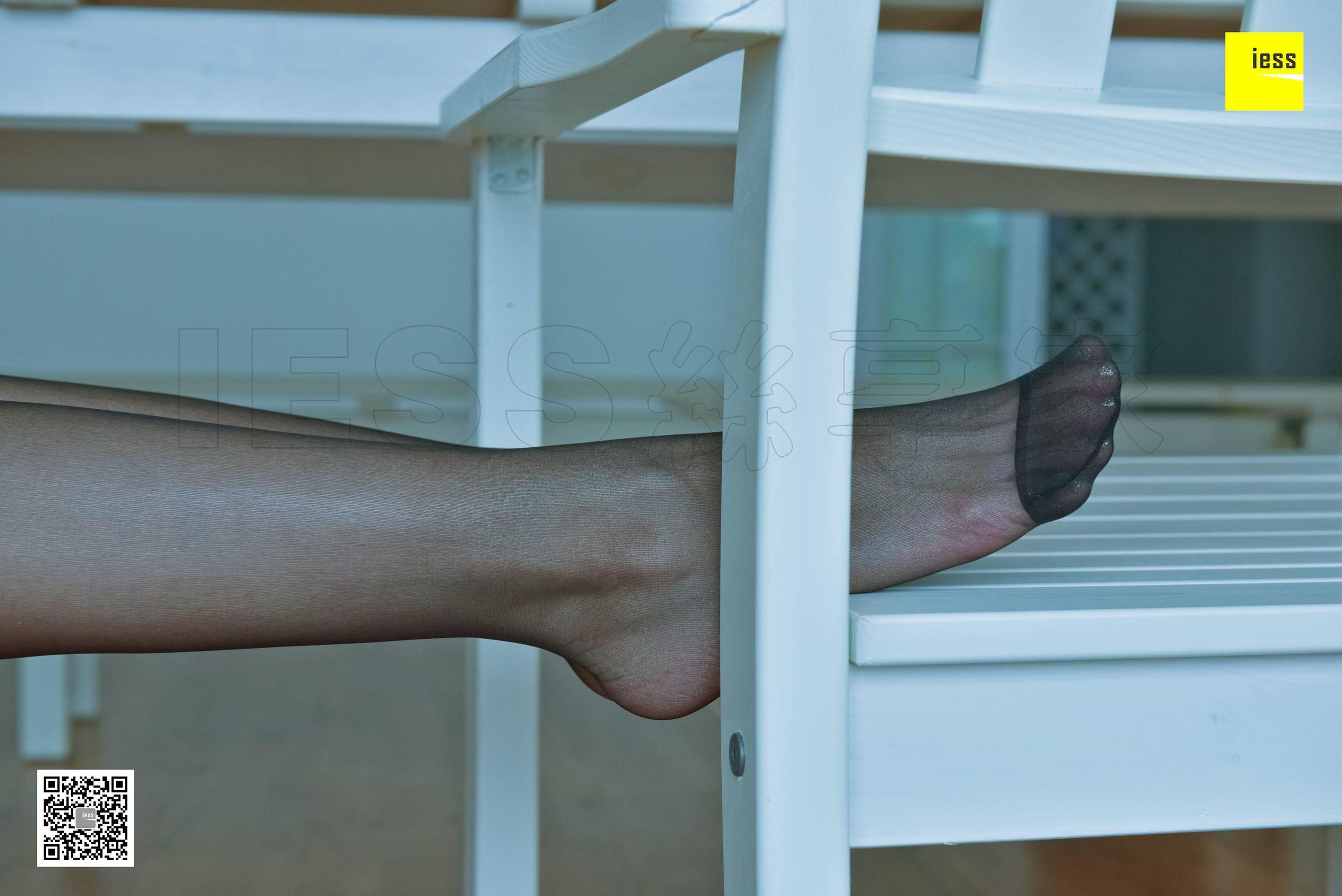 Silk House 120 Junjun Black Silk of Foot Rolo IESS Thoughts and Fun