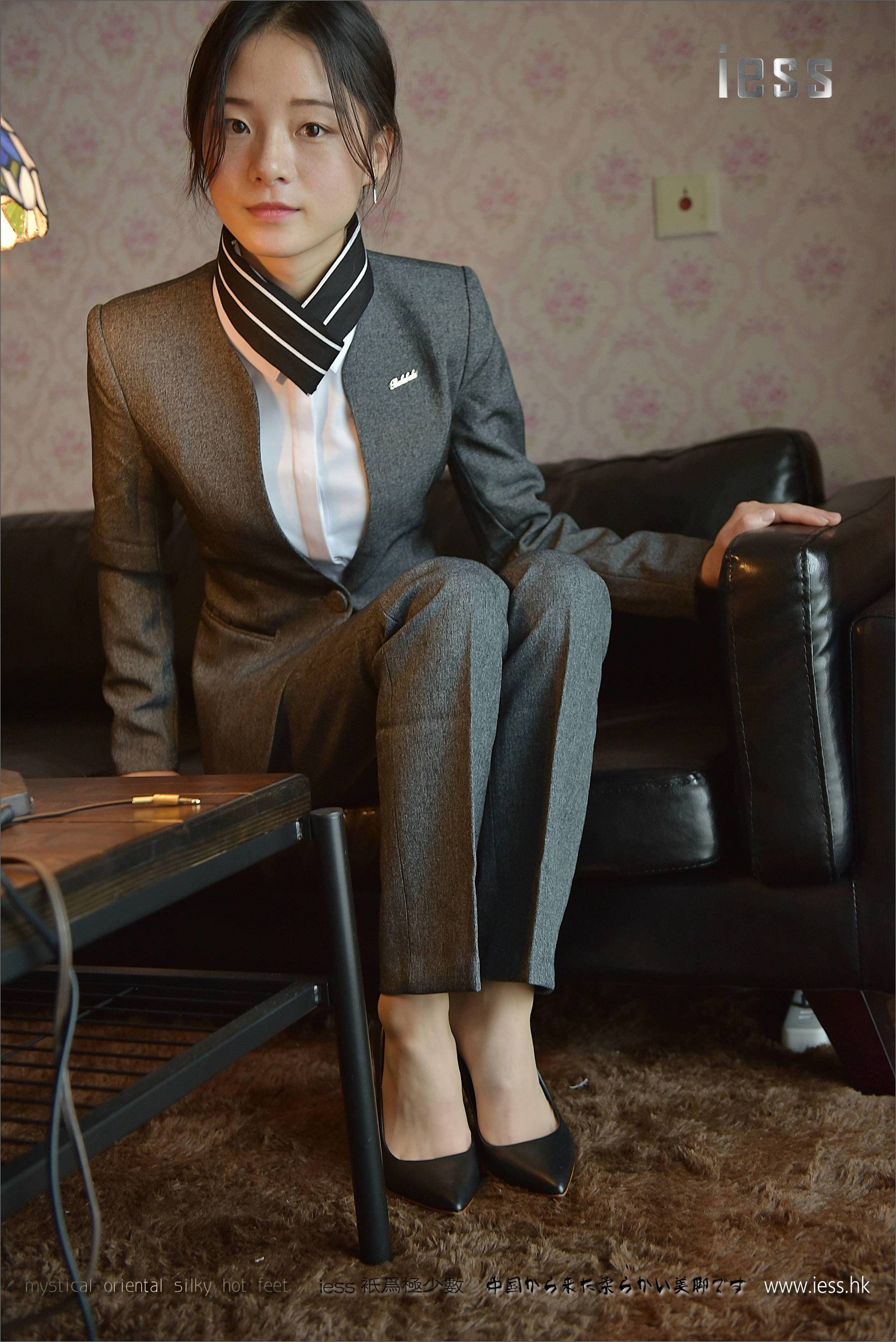 Silk Foot Bento 114 Little Six Little Six Pants Short Silk IESS Different Funbian