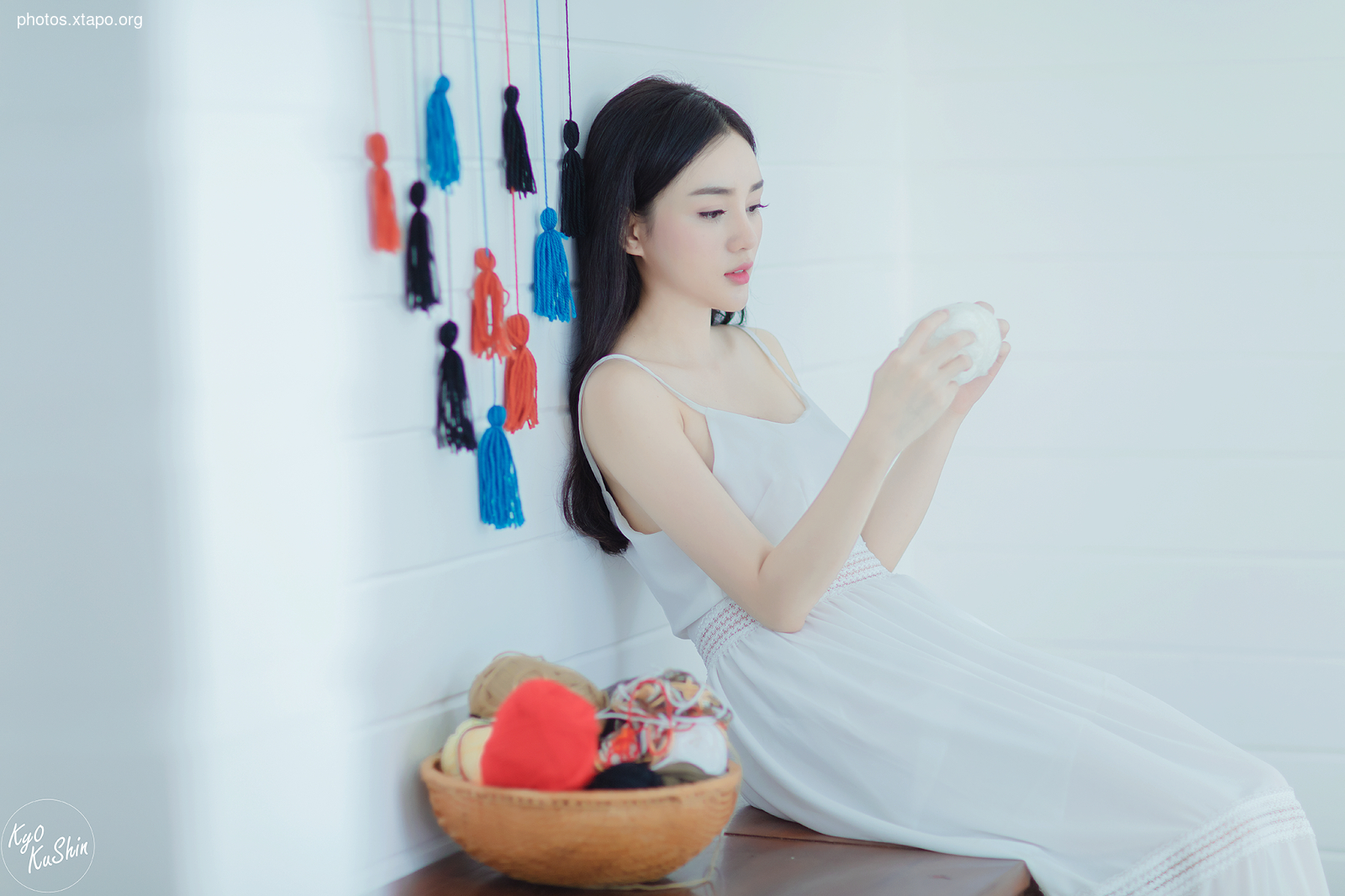 I opened the poem you copied in the past, butterflies dreamy moon The poem was short but not short Going in the middle of the memory kept using the torment