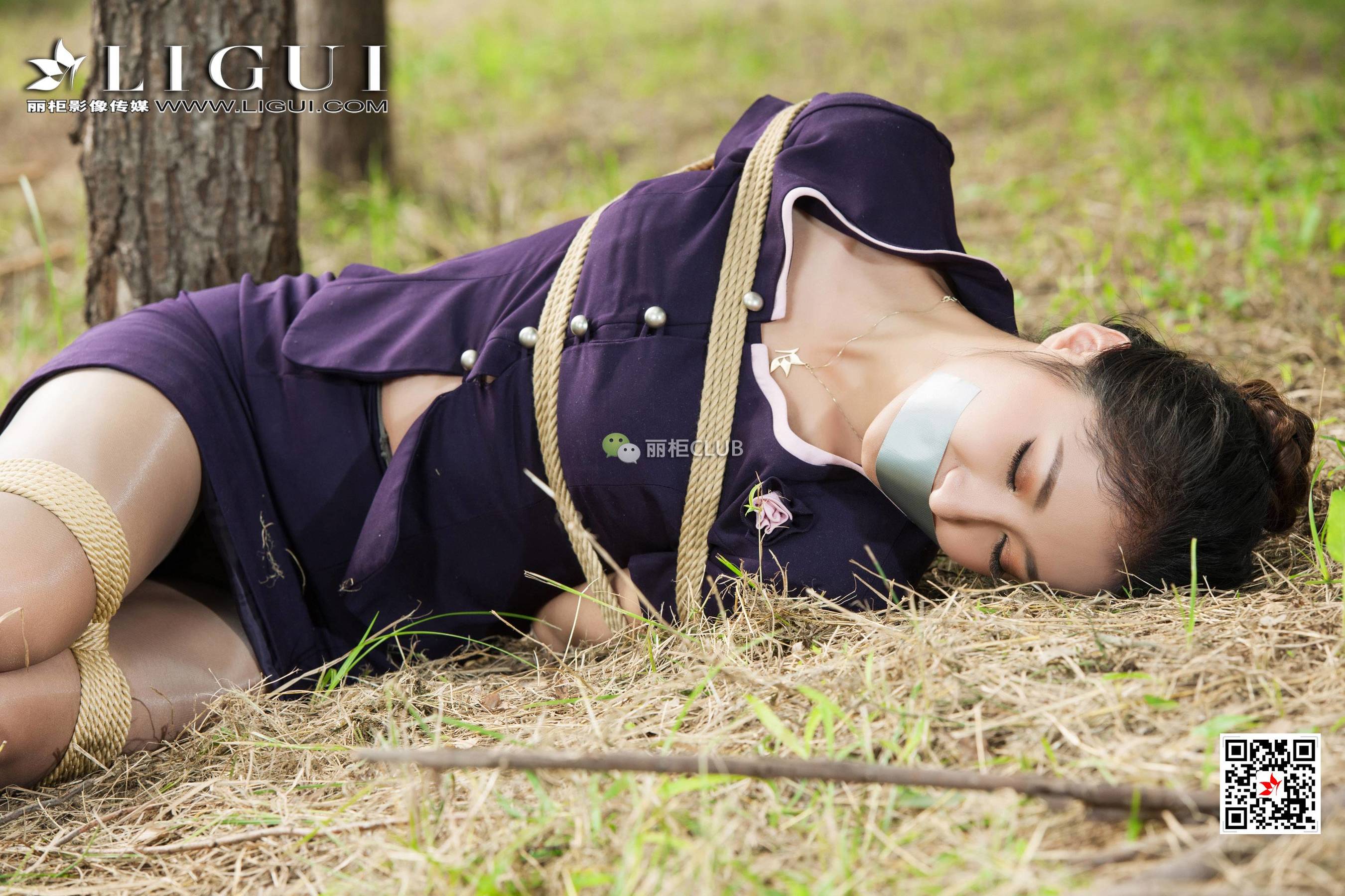 Leg Model Tong Tong Outside Rope Art Photography Li Cabinel Ligui Internet beauty