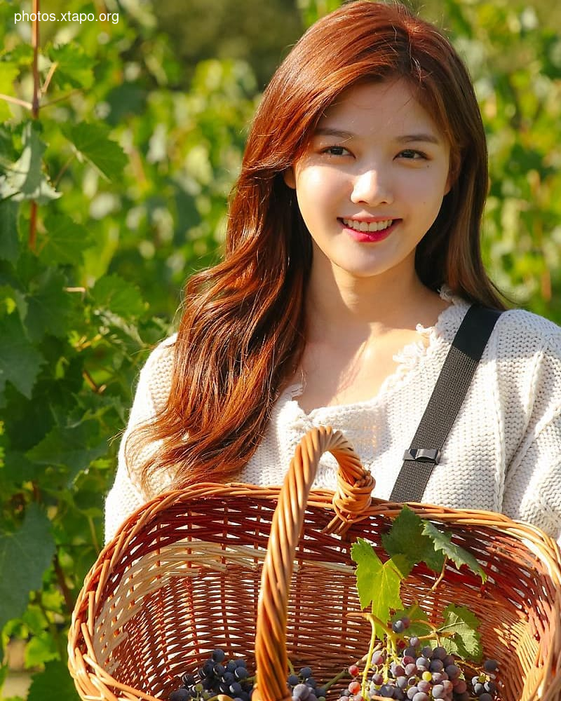 Kim Yoo Jung Kim,