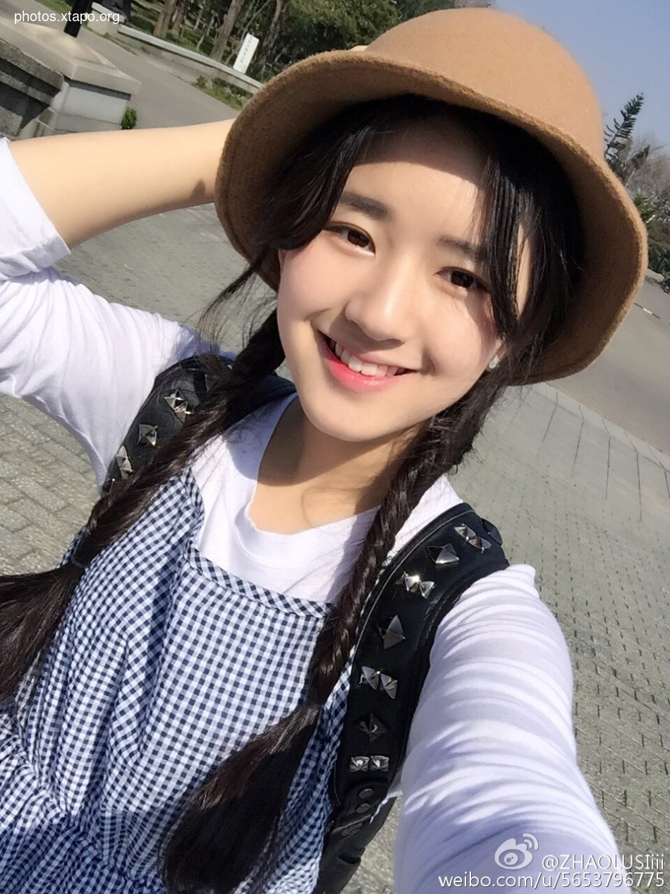 Zhao Lo Tu 赵露思,