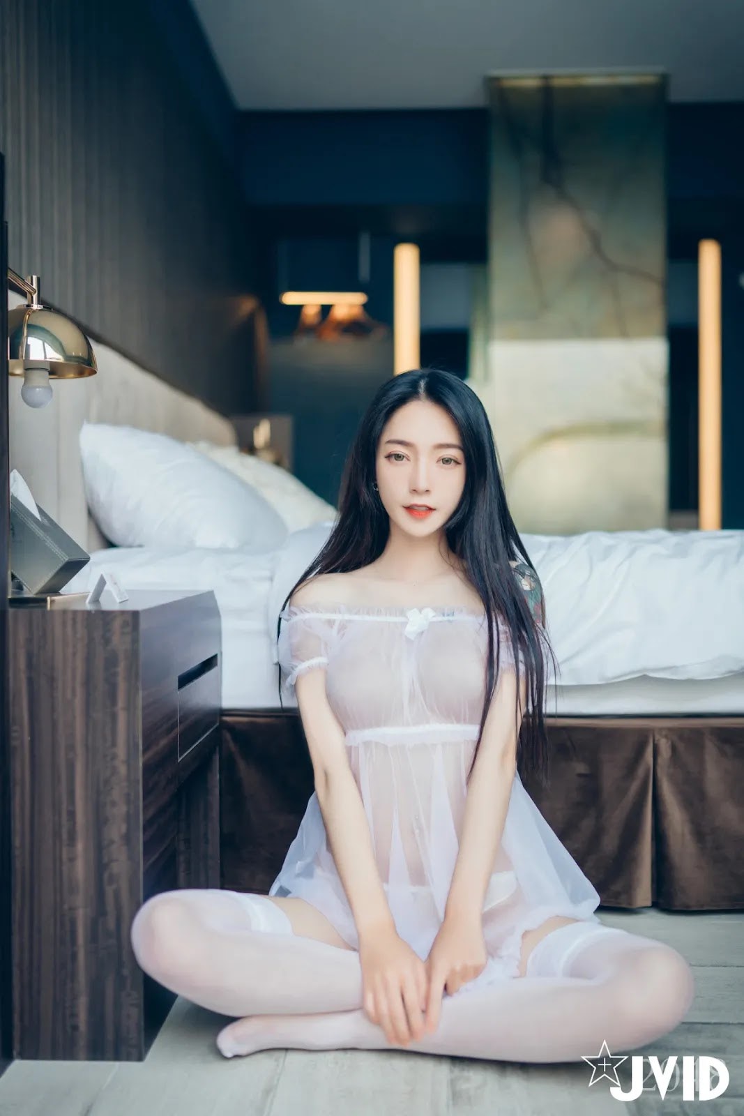 JVID Boutique Korean goddess Piaopiao, black, super fierce and can't cover the bulge, white, see-through pajamas, no matter what Piaopiao looks like!! Vol.02