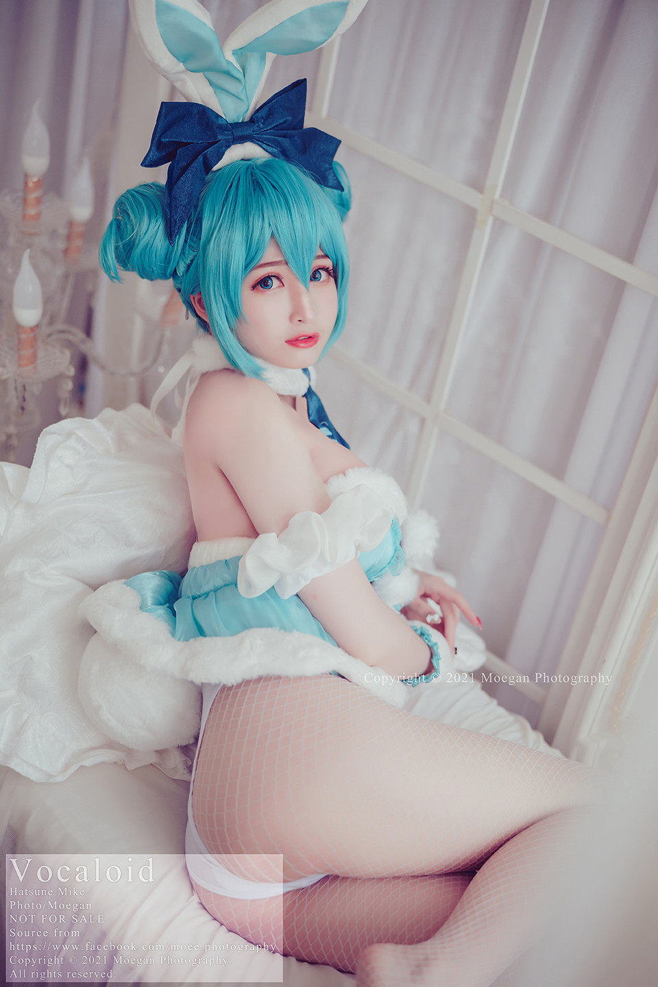 [Miyana Kuwa] Aqua Minato, swimming suit ver. (Aqua Minato)